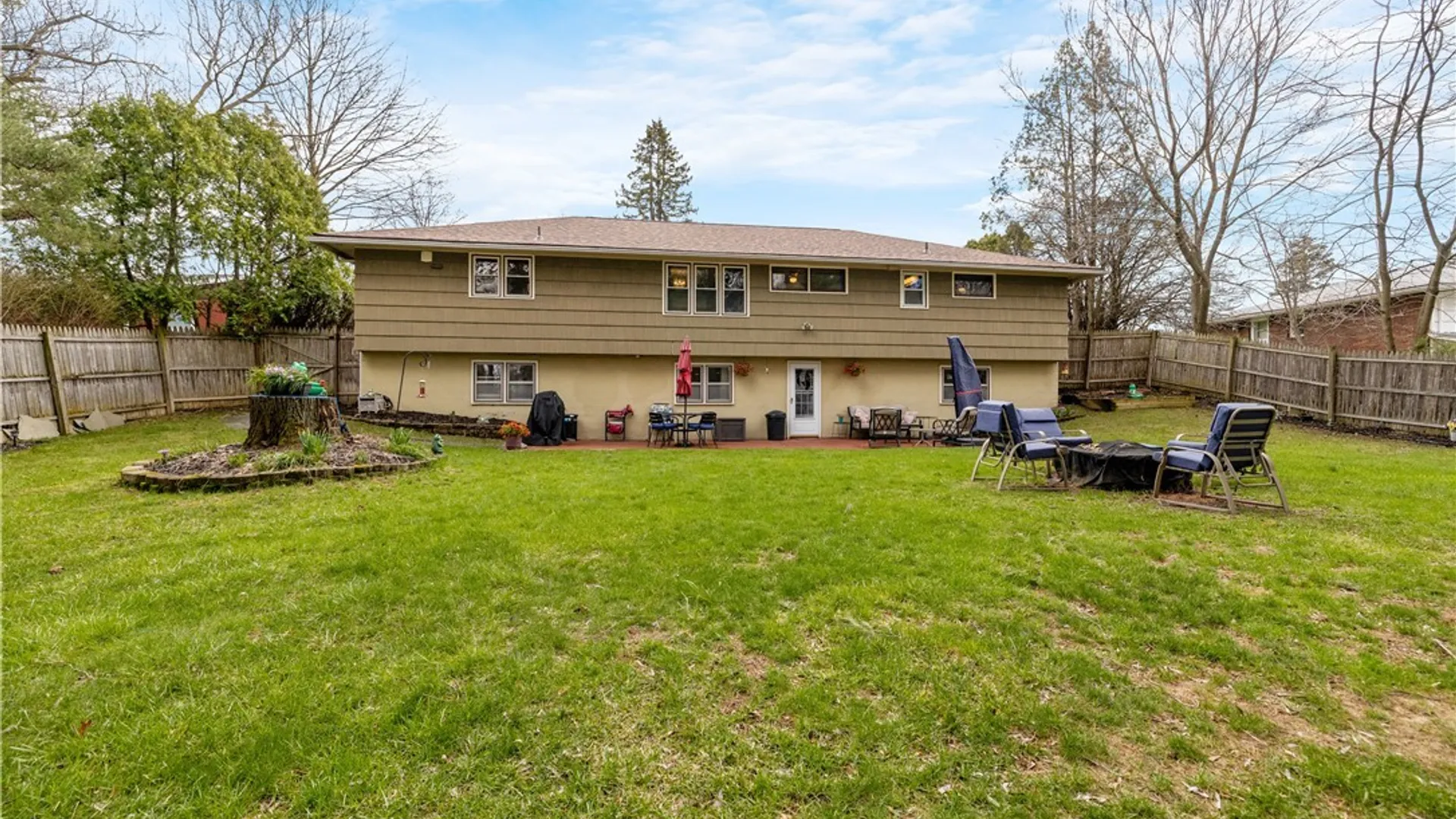 Property at 228 Ridgecrest Road, DeWitt, NY 13214 44