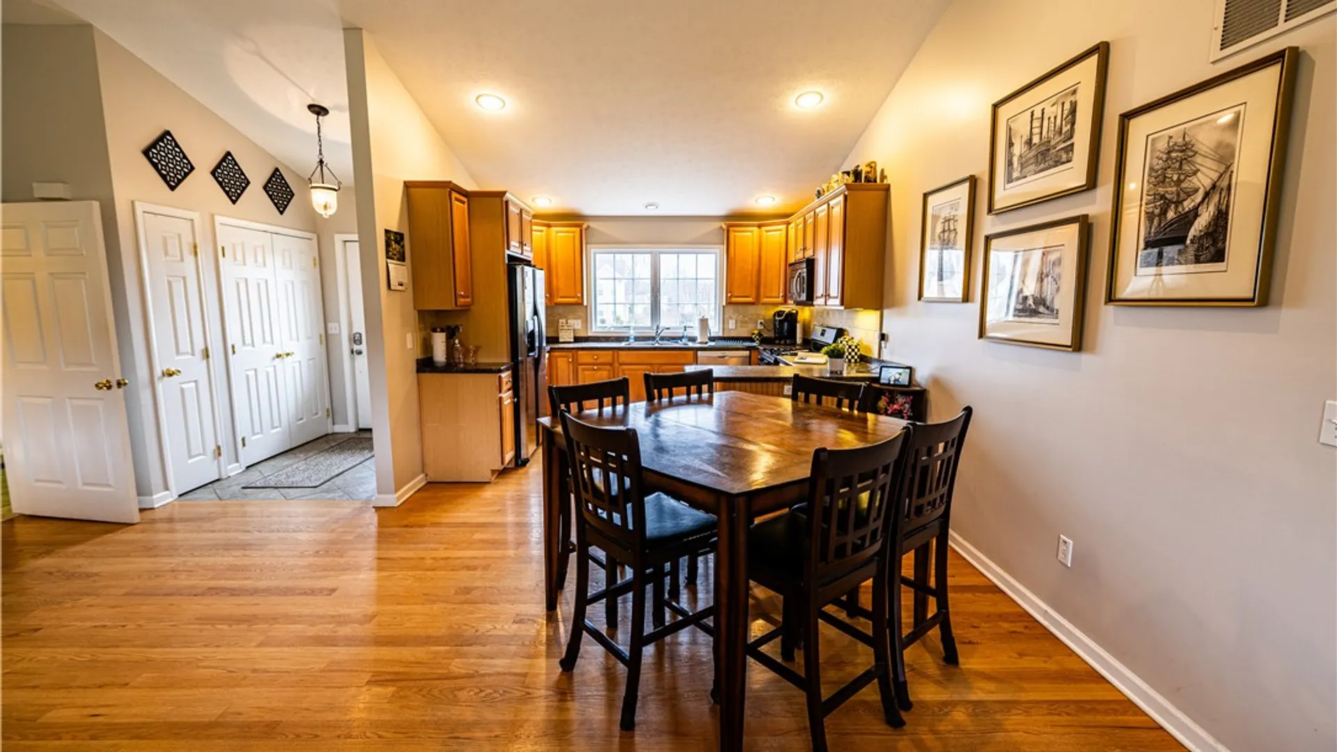 Property at 3 Kings Way, Chili, NY 14624 6