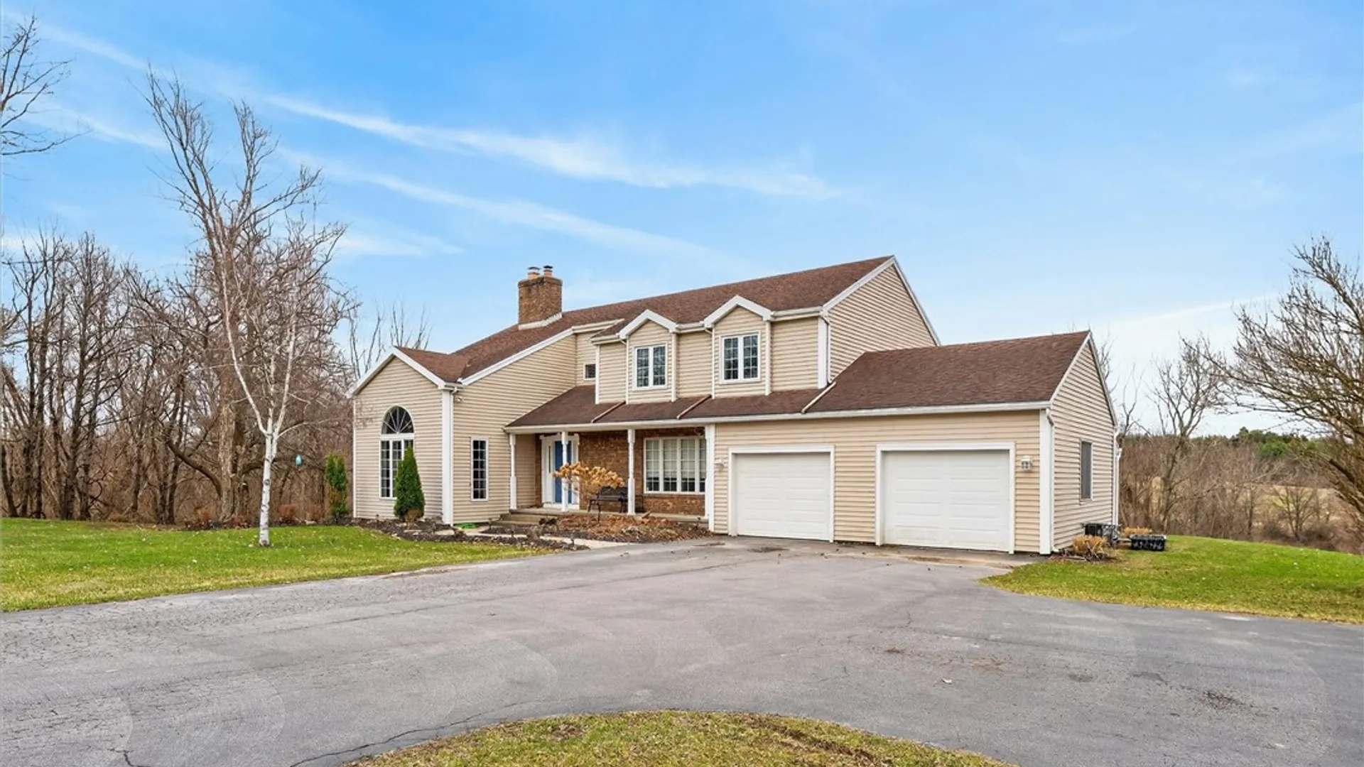 Property at 7475 Gauss Rd, East Bloomfield, NY 14469 3
