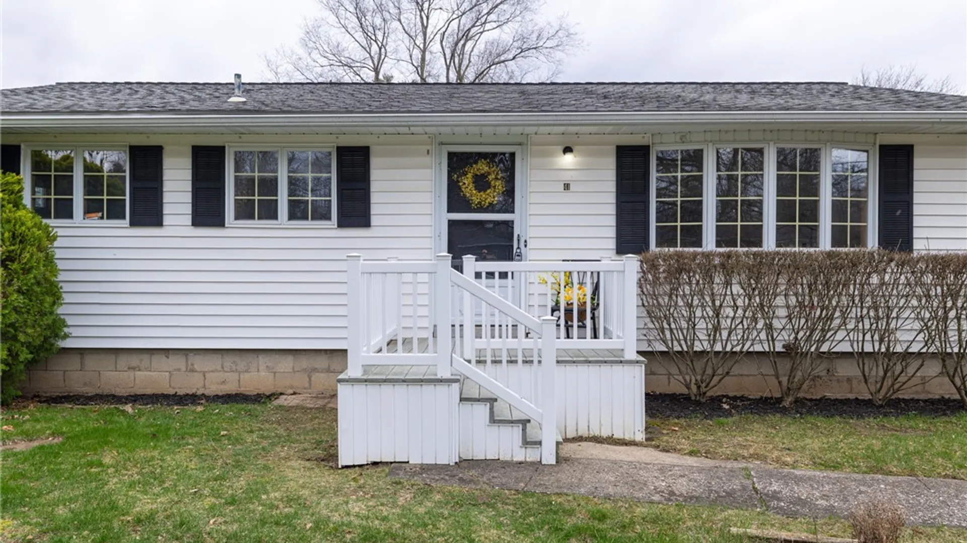 Property at 41 Fox Chapel Road, Henrietta, NY 14534 19