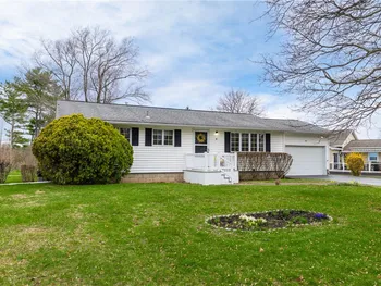 Property at 41 Fox Chapel Road, Henrietta, NY 14534