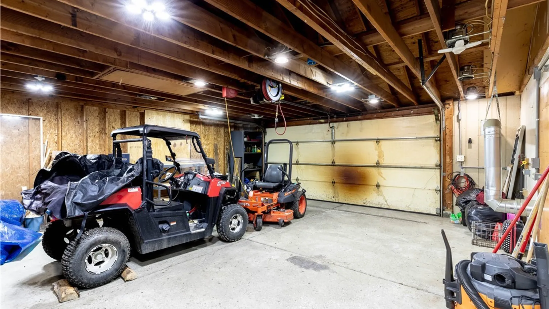 Property at 11020 Transit Road, Amherst, NY 14051 34