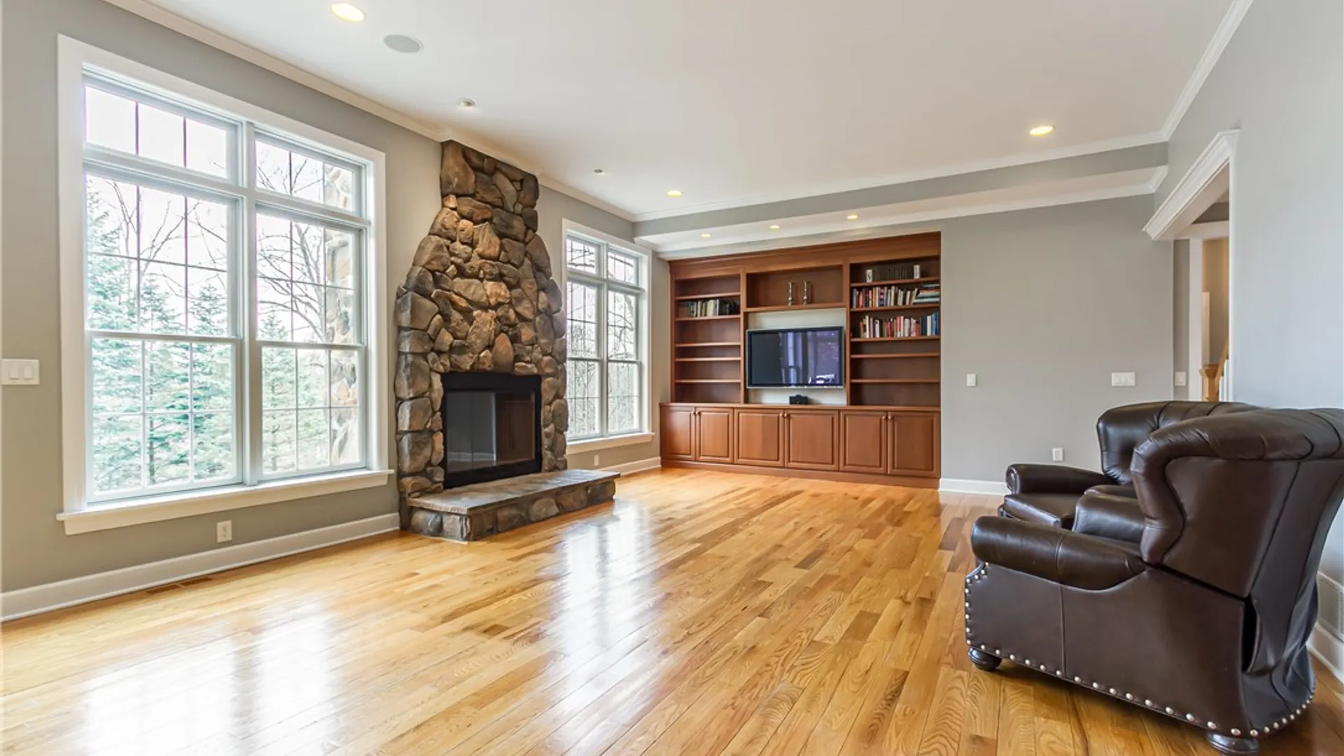 Property at 540 Clover Hills Drive, Pittsford, NY 14618 11