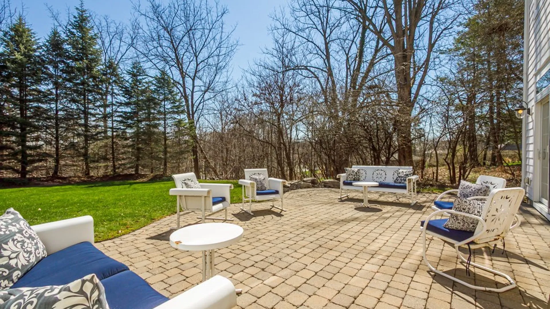Property at 540 Clover Hills Drive, Pittsford, NY 14618 46