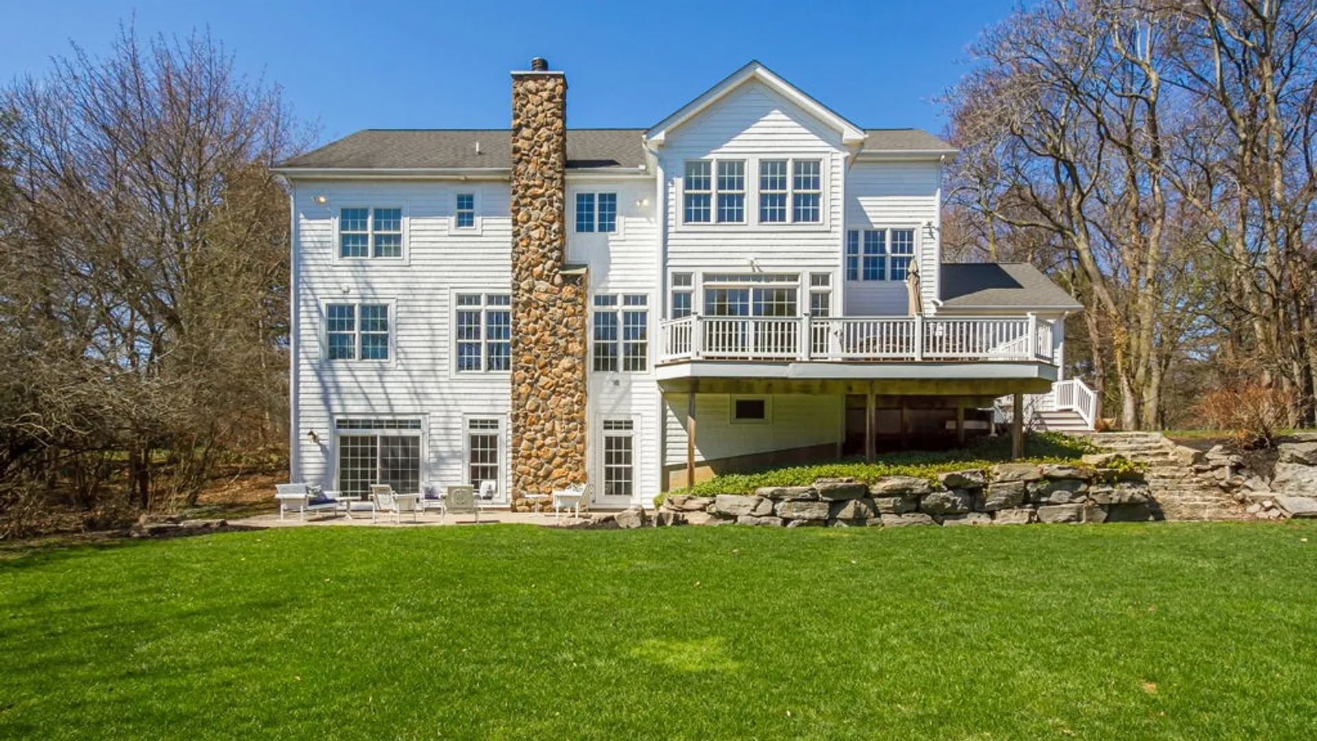 Property at 540 Clover Hills Drive, Pittsford, NY 14618 48