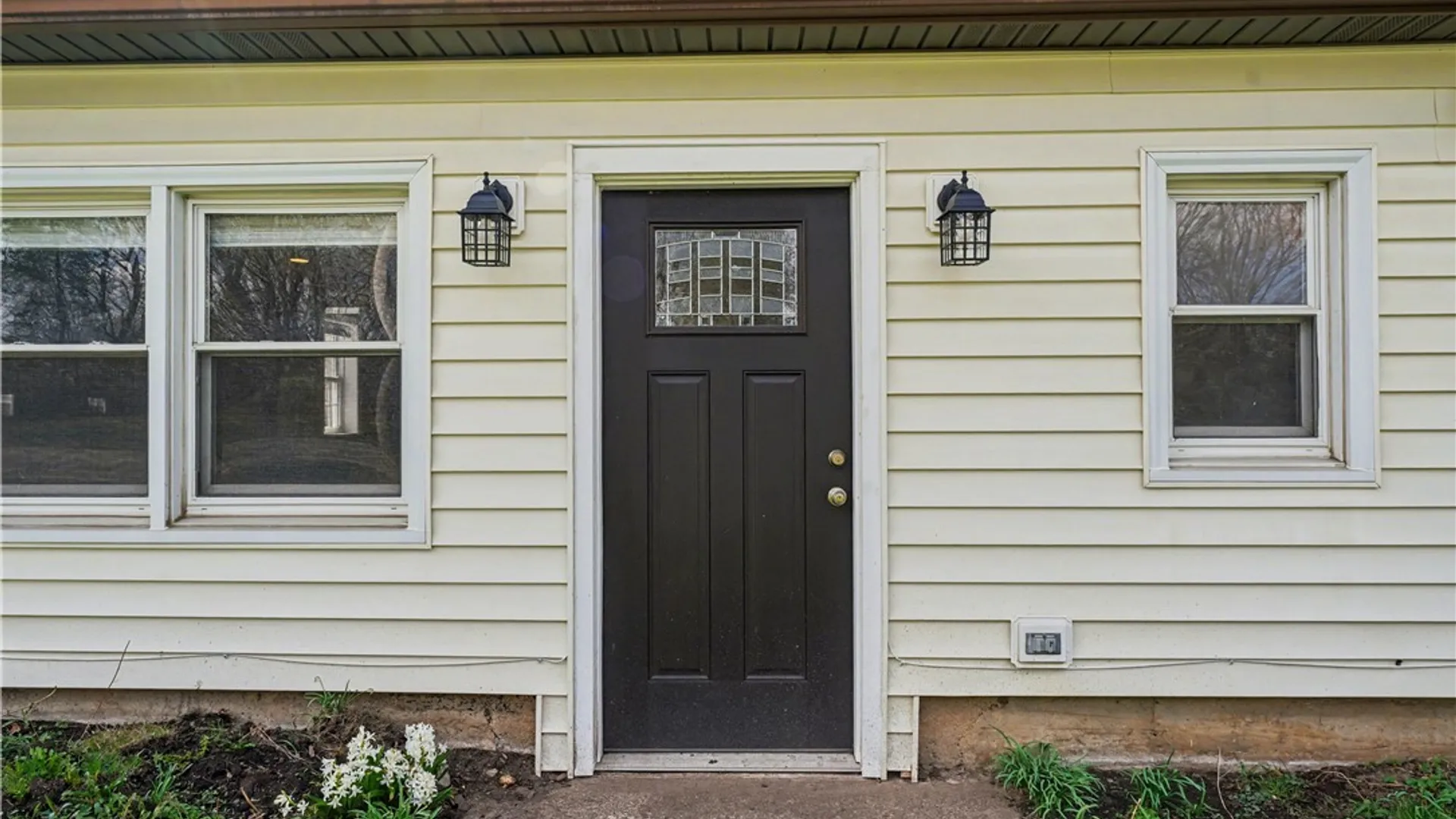 Property at 5258 Chestnut Ridge Road, Orchard Park, NY 14127 4