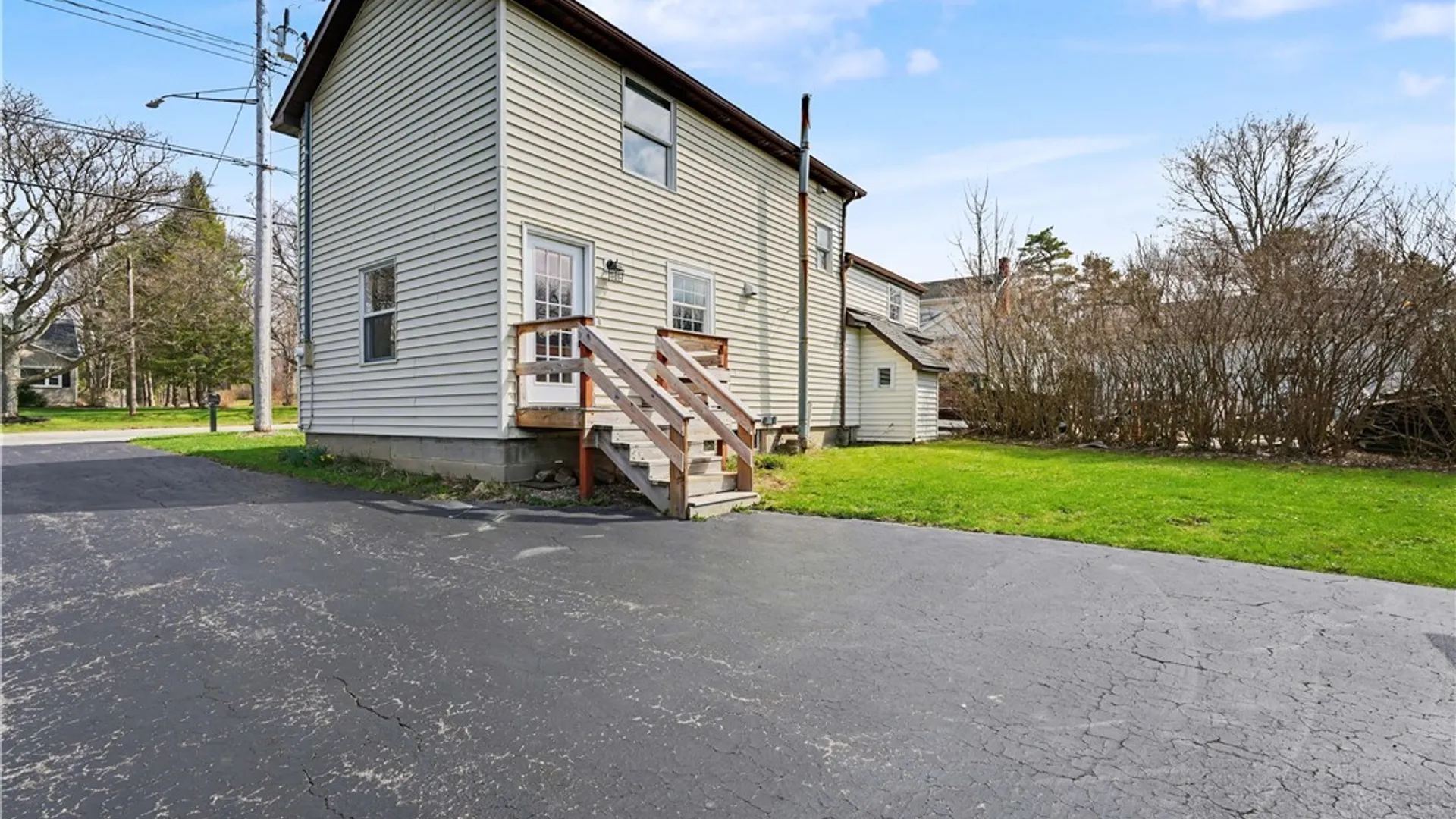 Property at 5258 Chestnut Ridge Road, Orchard Park, NY 14127 5