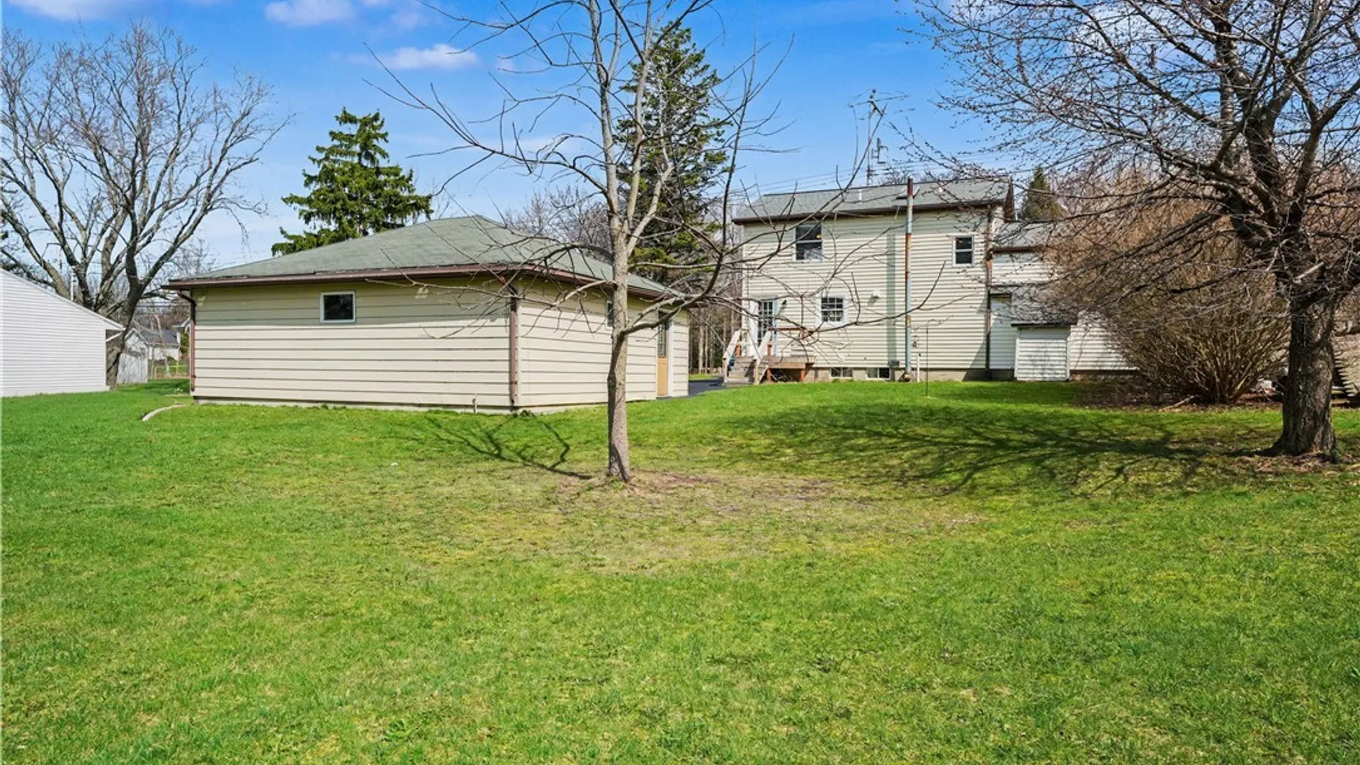 Property at 5258 Chestnut Ridge Road, Orchard Park, NY 14127 8