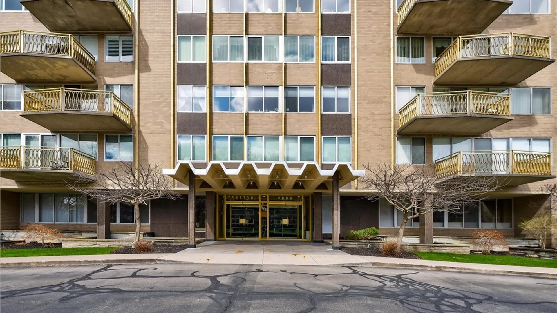 Property at 1400 East Avenue, Rochester, NY 14610 36