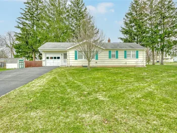 Property at 36 Fallenson Drive, Greece, NY 14616