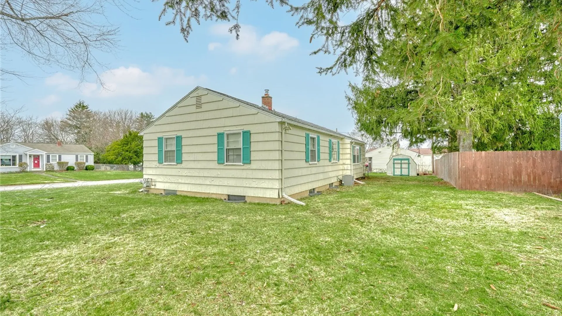 Property at 36 Fallenson Drive, Greece, NY 14616 3