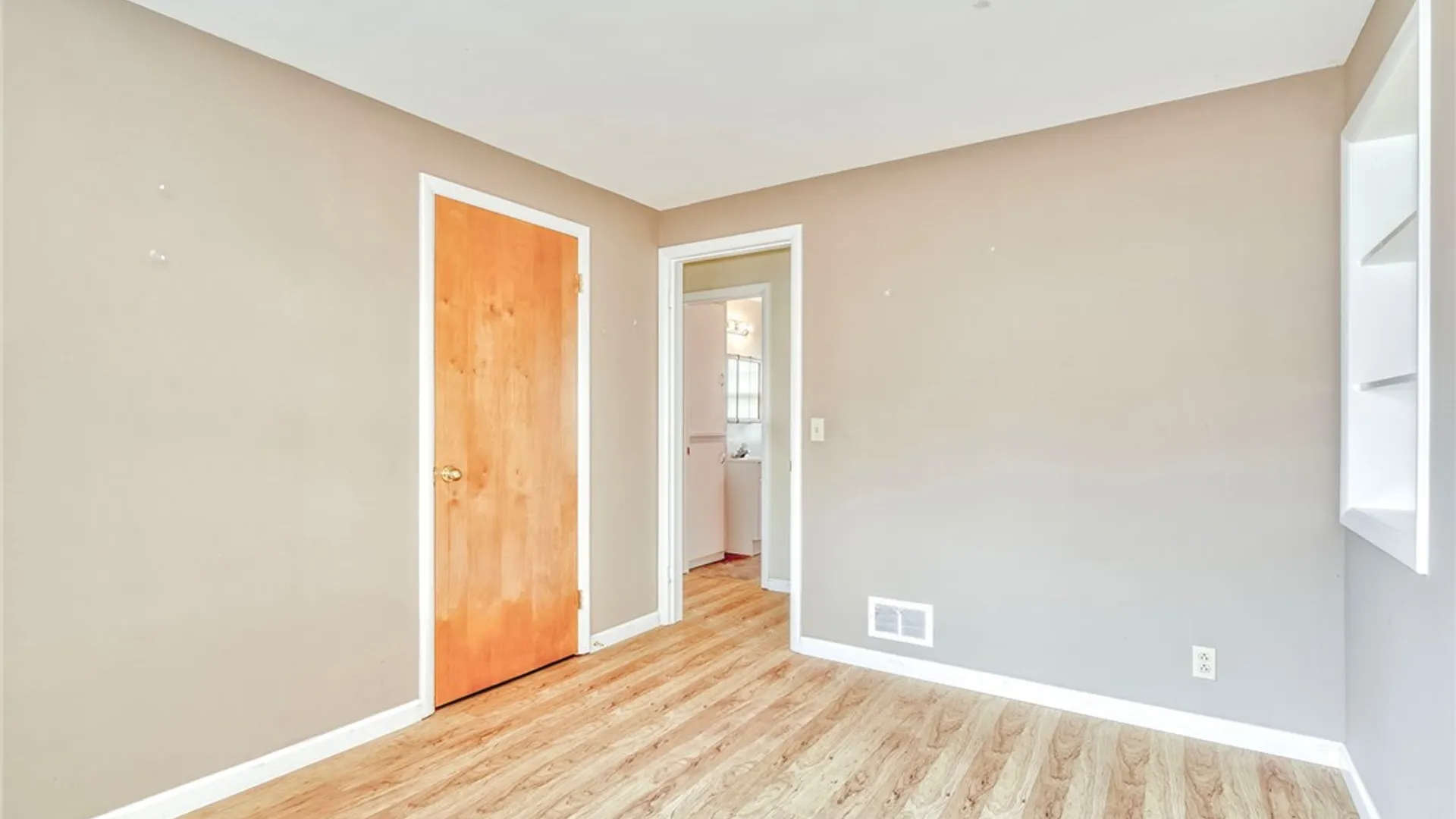 Property at 36 Fallenson Drive, Greece, NY 14616 9