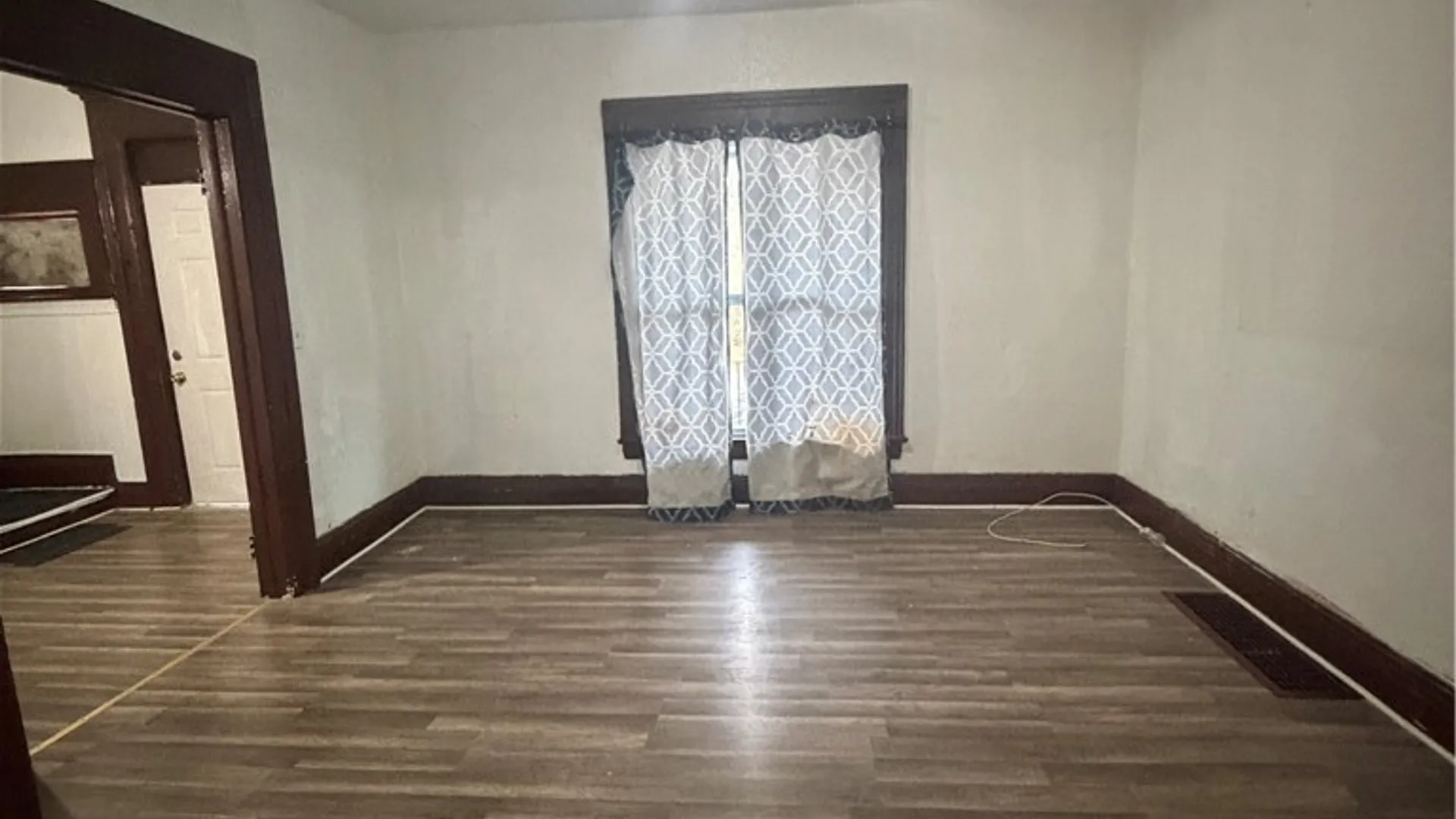 Property at 45 Otis Place, Buffalo, NY 14209 4