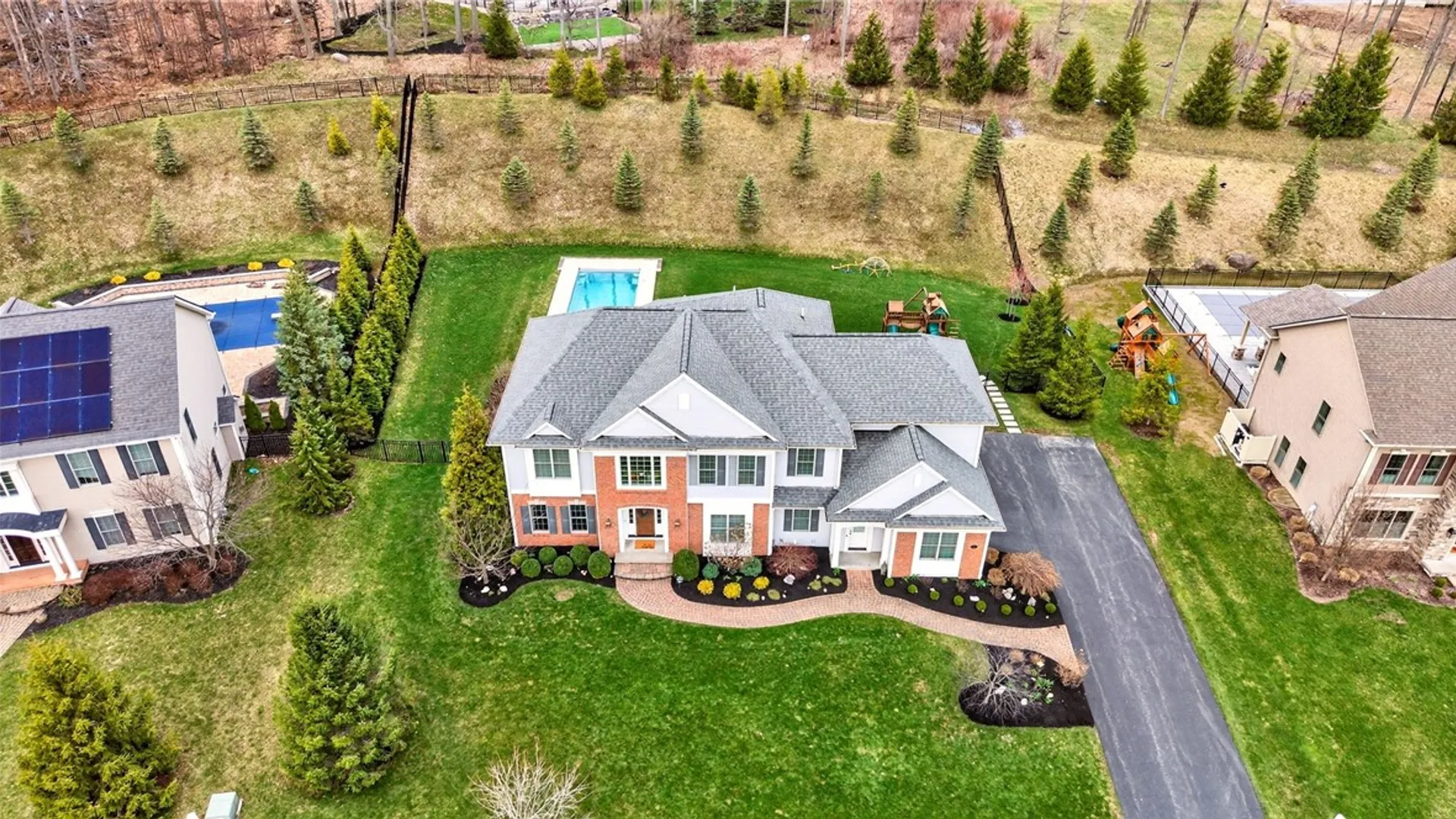 Property at 22 Greythorne Hill, Pittsford, NY 14534 4