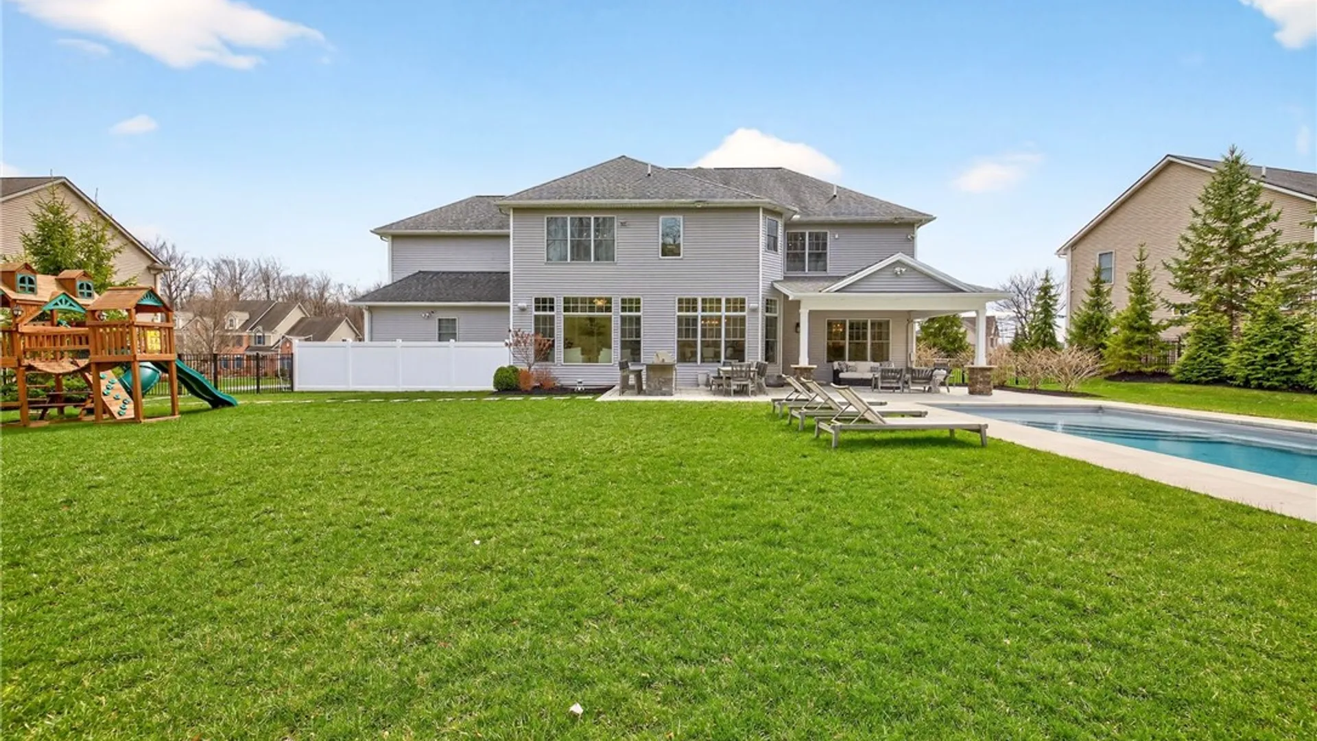 Property at 22 Greythorne Hill, Pittsford, NY 14534 46
