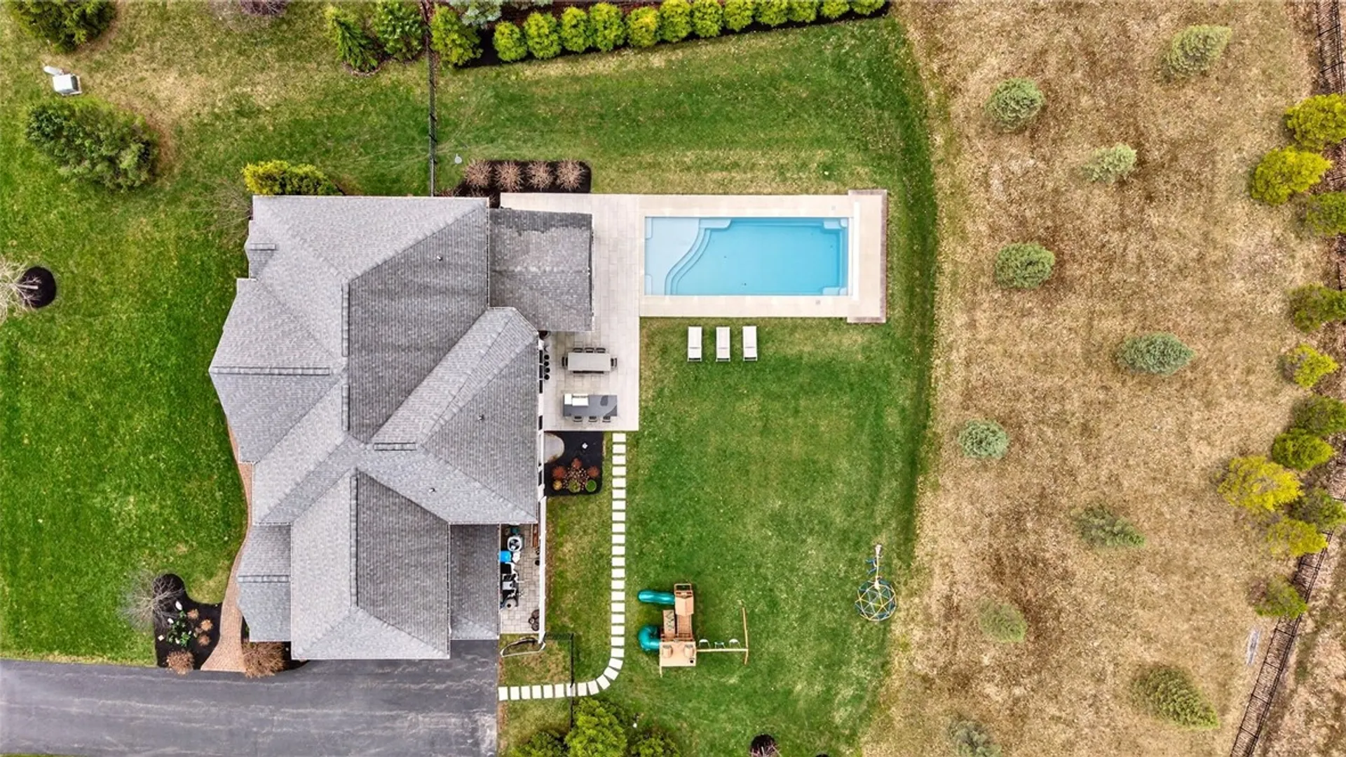 Property at 22 Greythorne Hill, Pittsford, NY 14534 50