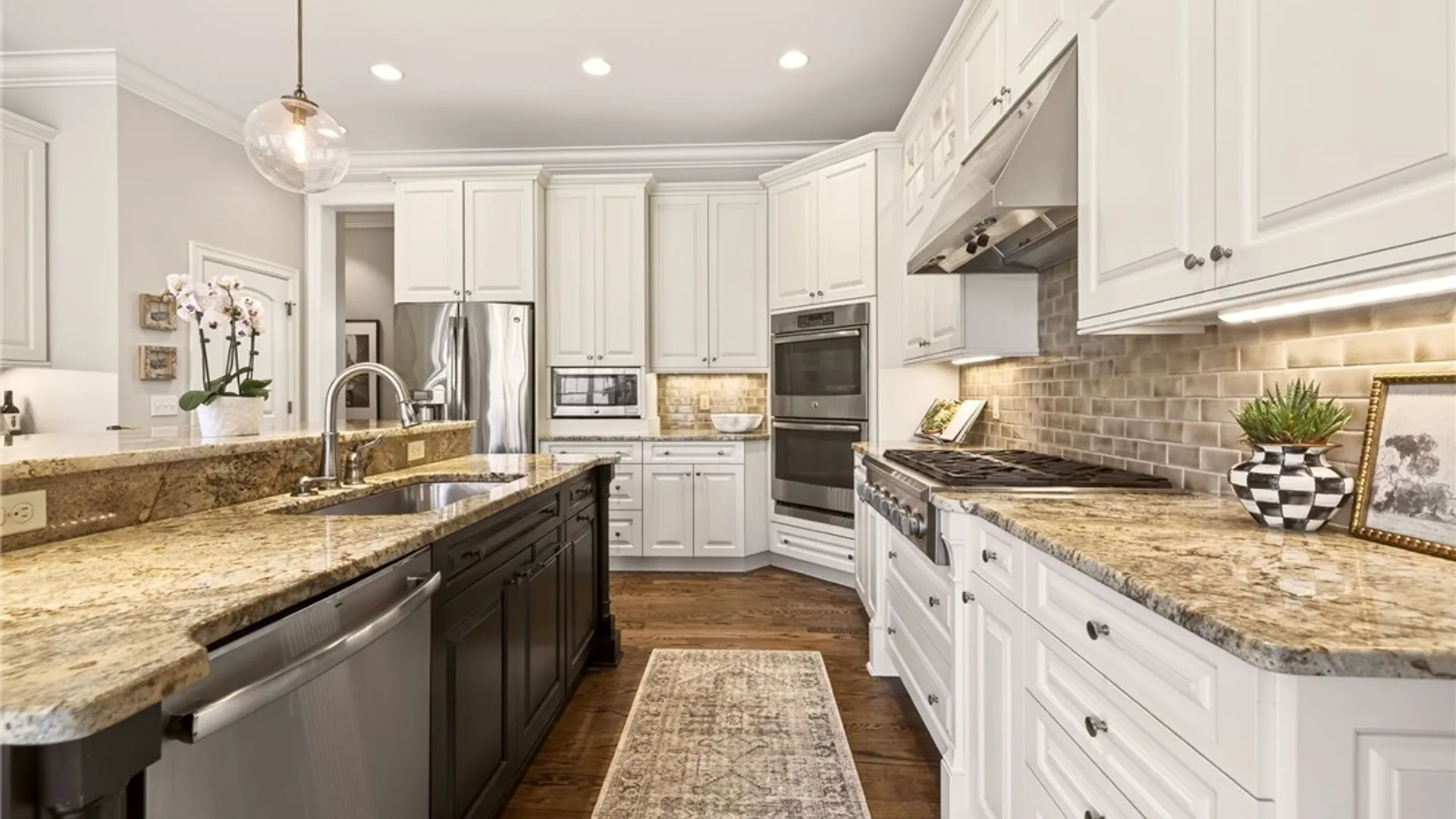 Property at 22 Greythorne Hill, Pittsford, NY 14534 9
