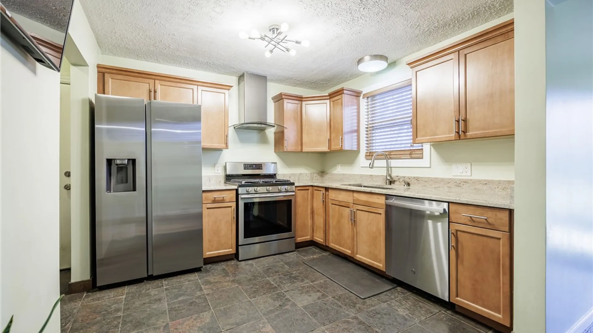 Property at 88 Longcroft Road, Irondequoit, NY 14609 11