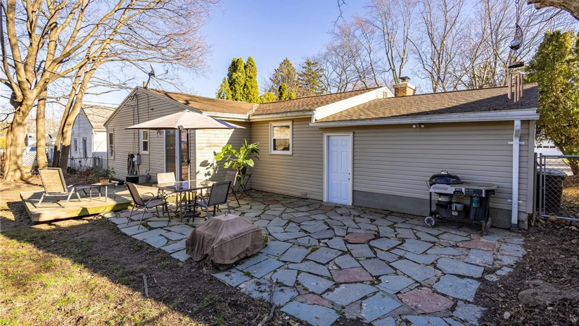 Property at 88 Longcroft Road, Irondequoit, NY 14609 27