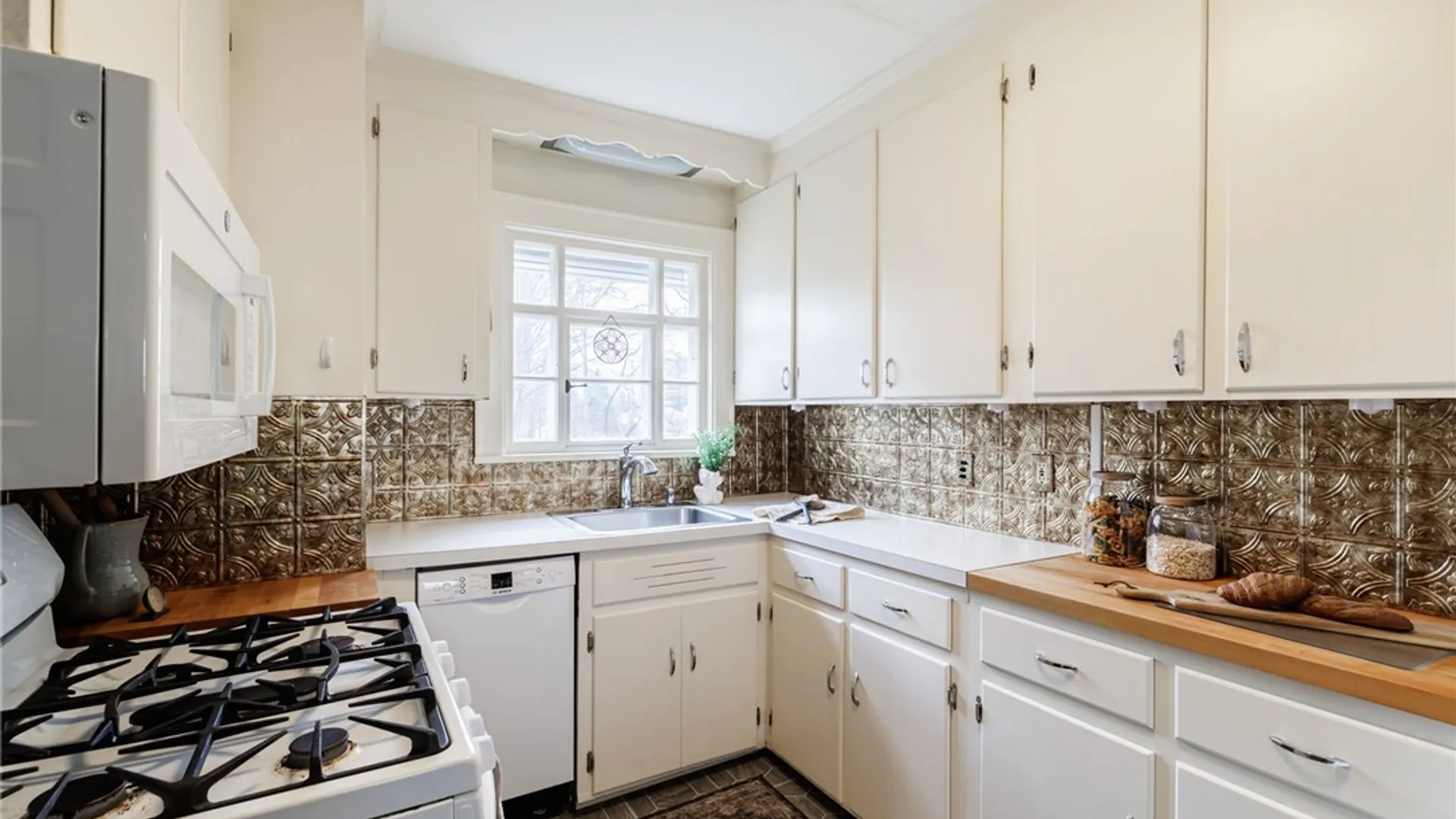 Property at 57 Willard Avenue, Brighton, NY 14620 17