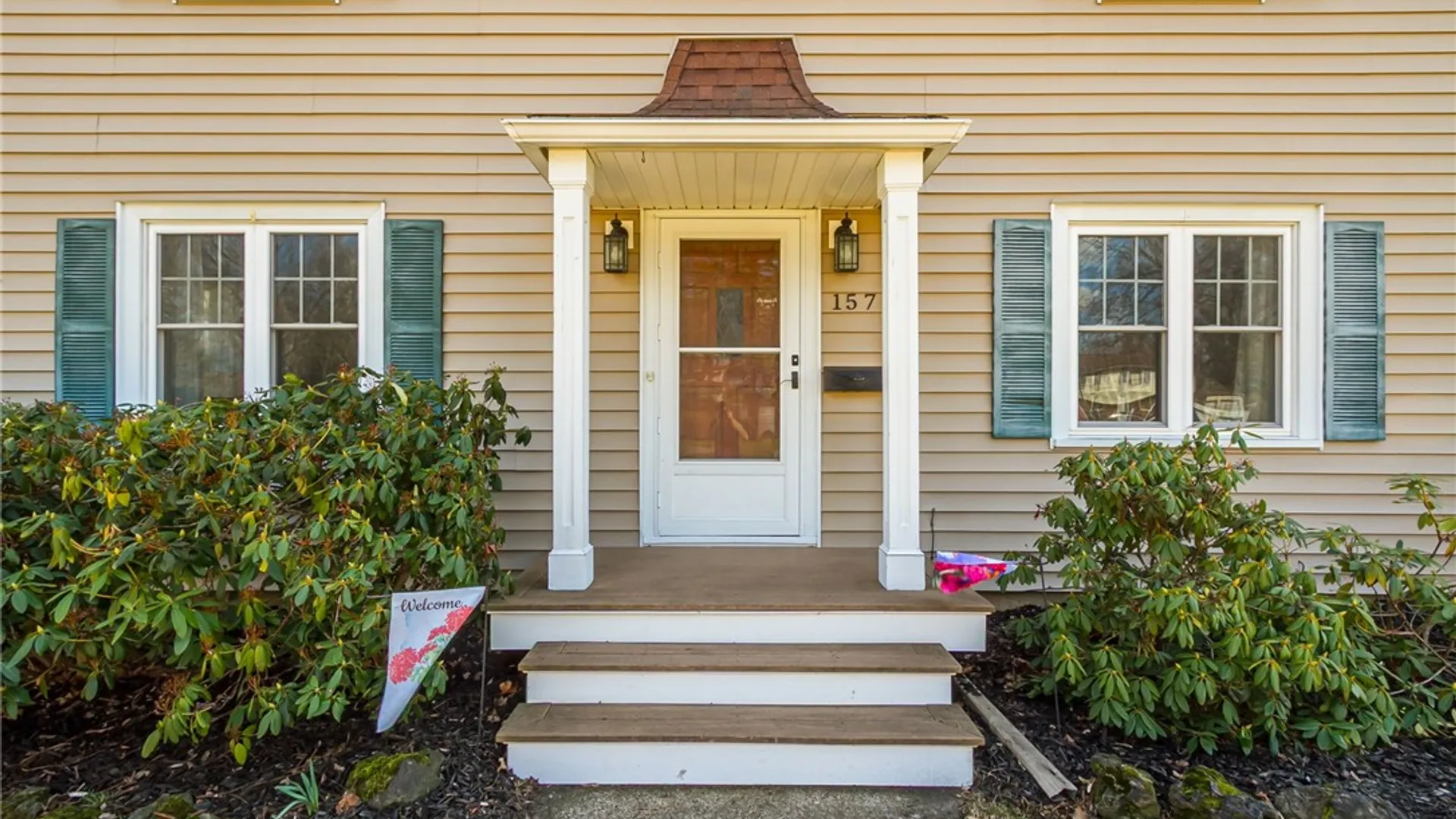 Property at 157 Daley Boulevard, Irondequoit, NY 14617 3