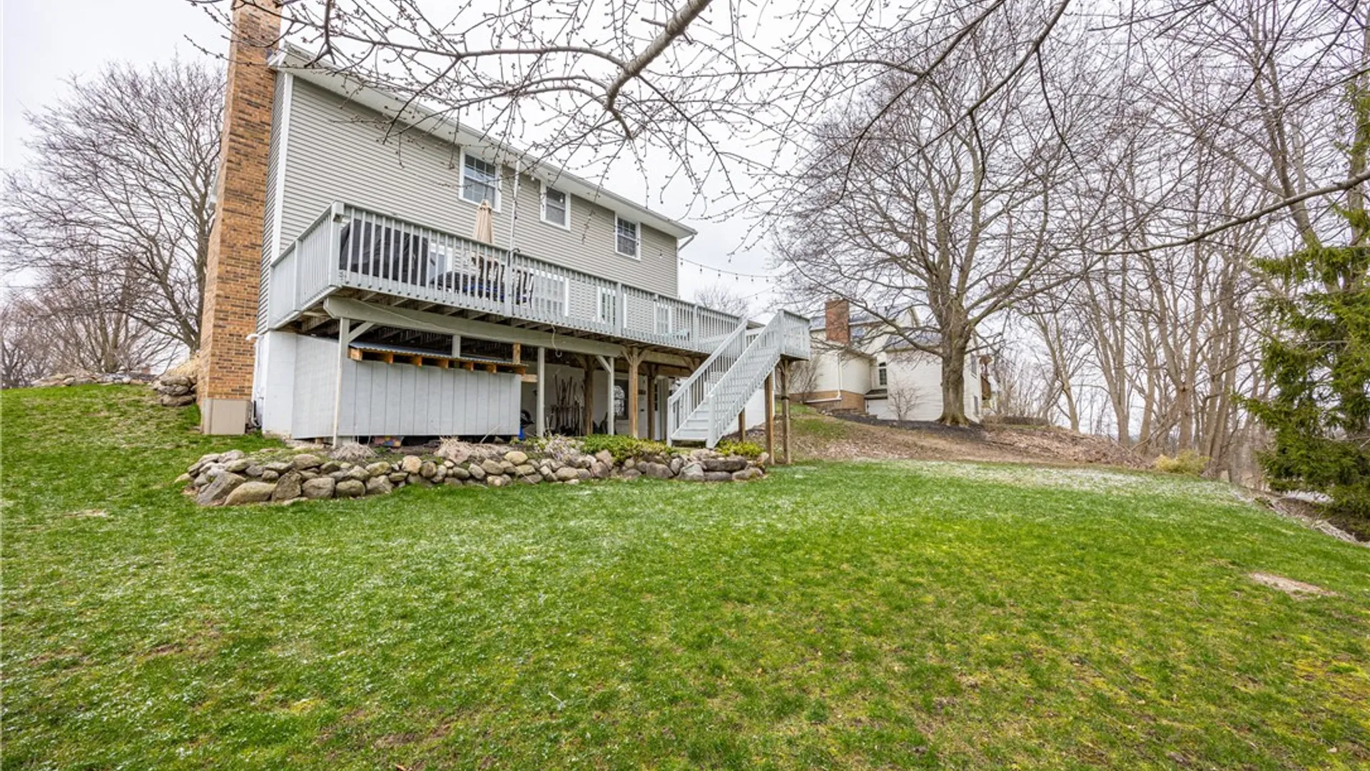 Property at 46 Aldwick Rise, Perinton, NY 14450 26
