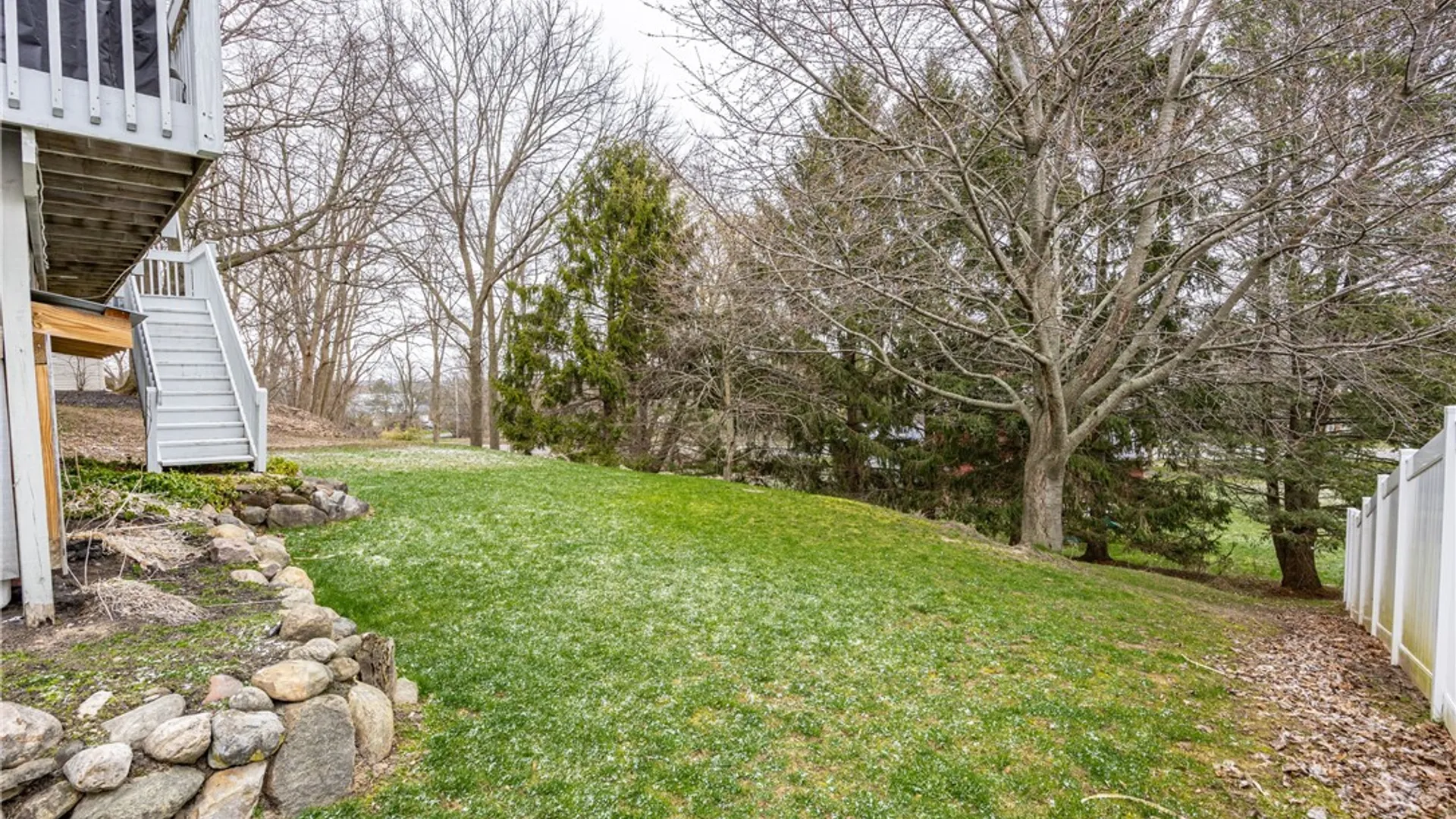 Property at 46 Aldwick Rise, Perinton, NY 14450 27