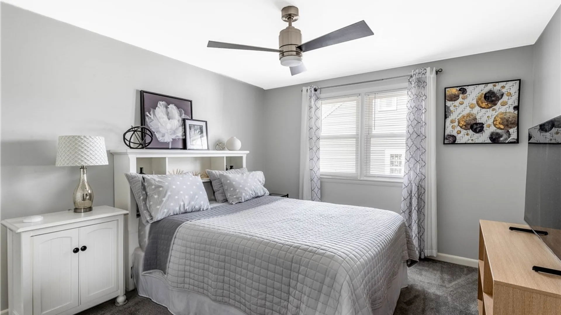 Property at 44 Dover Drive, West Seneca, NY 14224 12