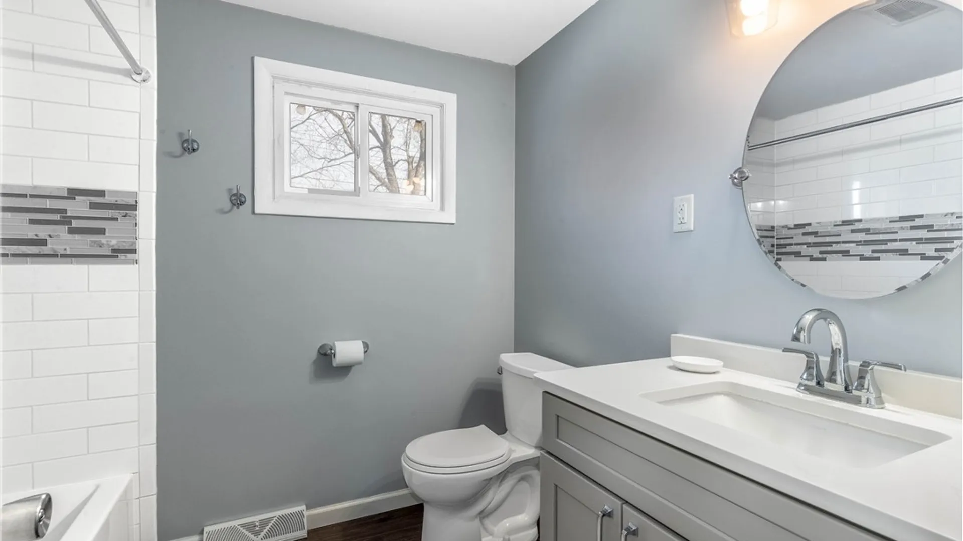 Property at 44 Dover Drive, West Seneca, NY 14224 18