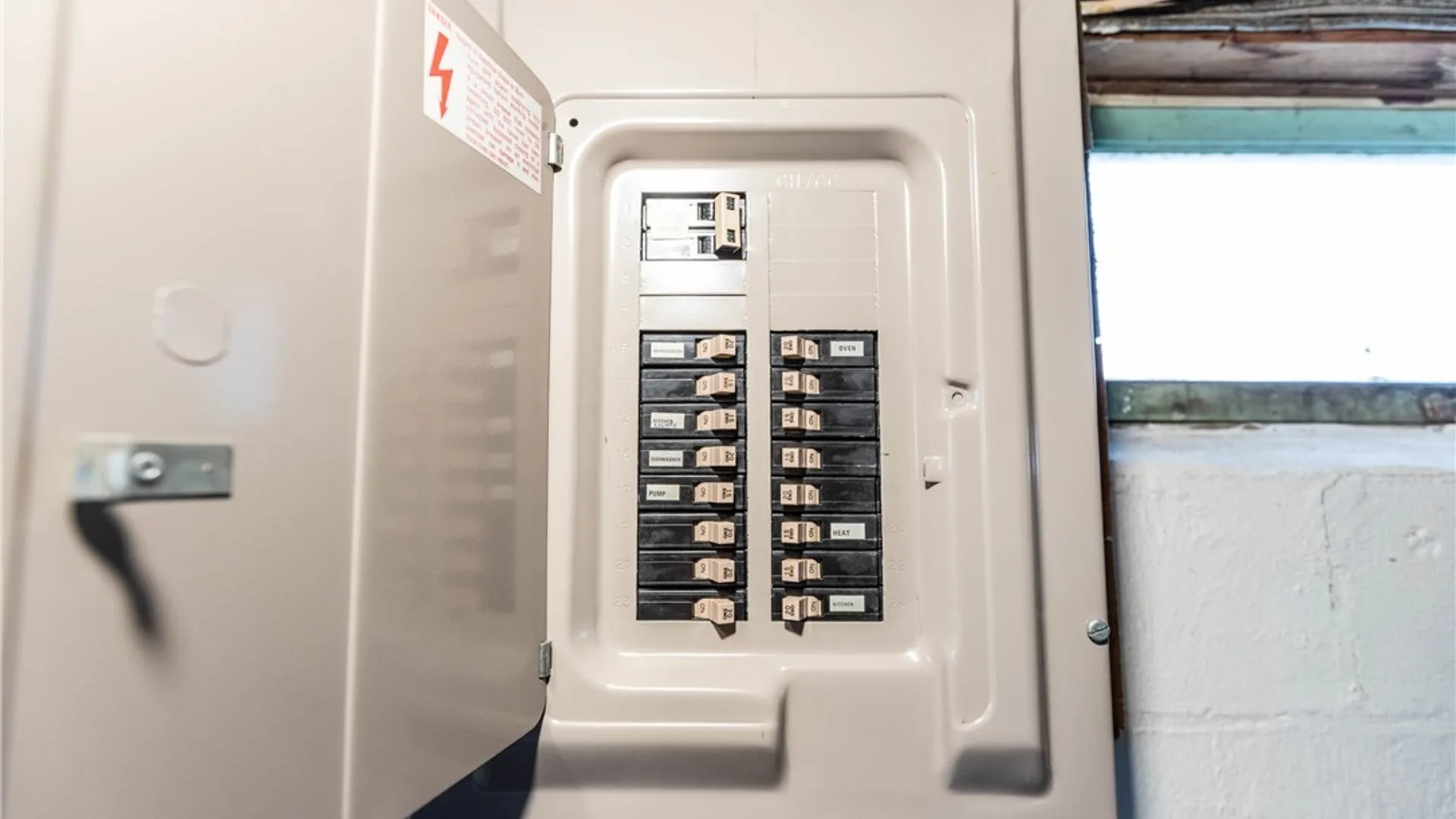 Property at 44 Dover Drive, West Seneca, NY 14224 26