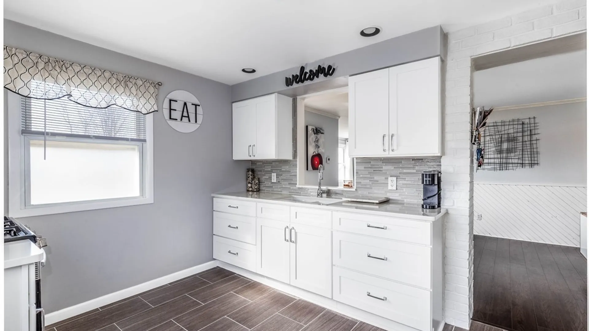 Property at 44 Dover Drive, West Seneca, NY 14224 4