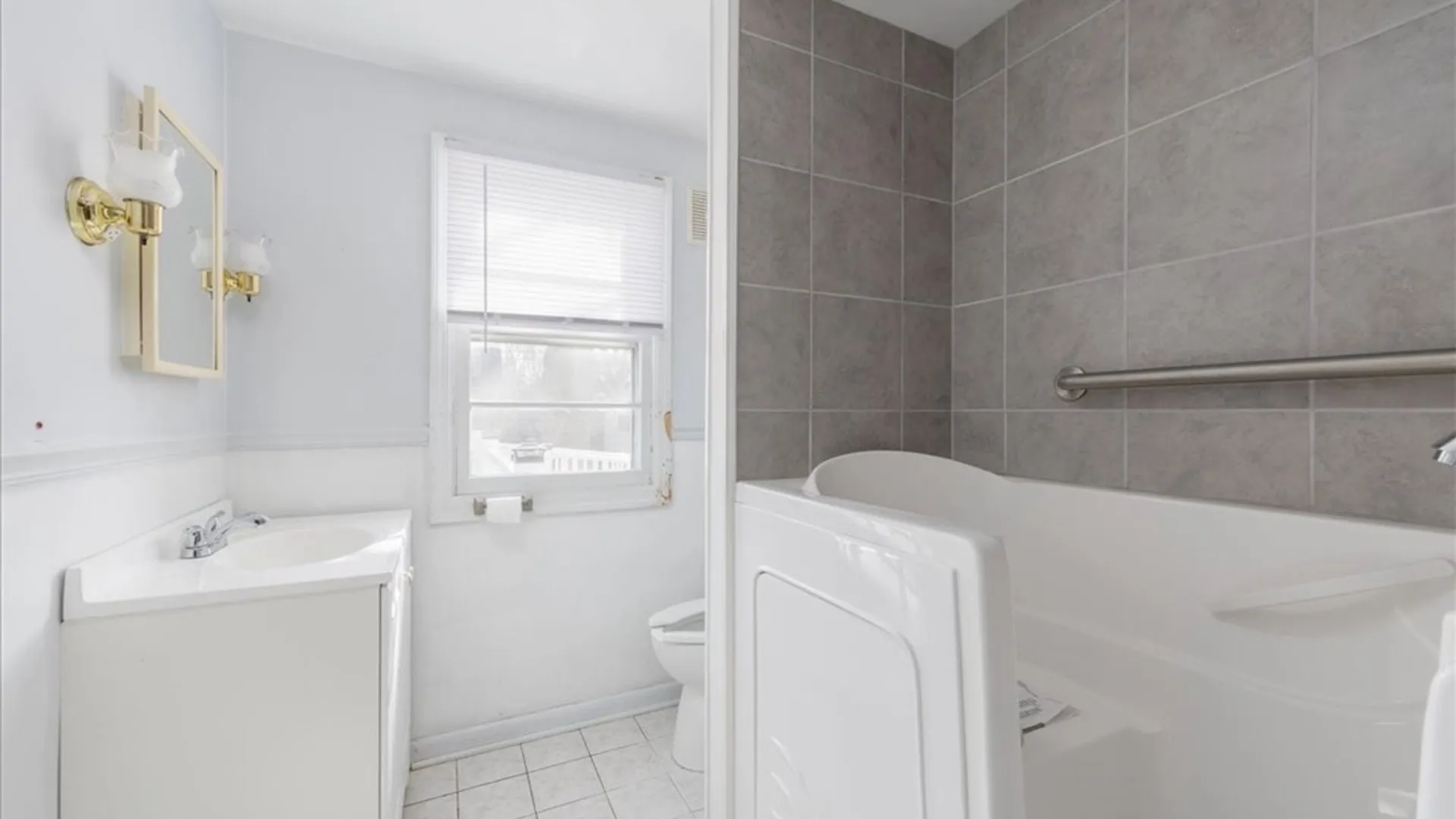Property at 61 Henley Road, Buffalo, NY 14216 8