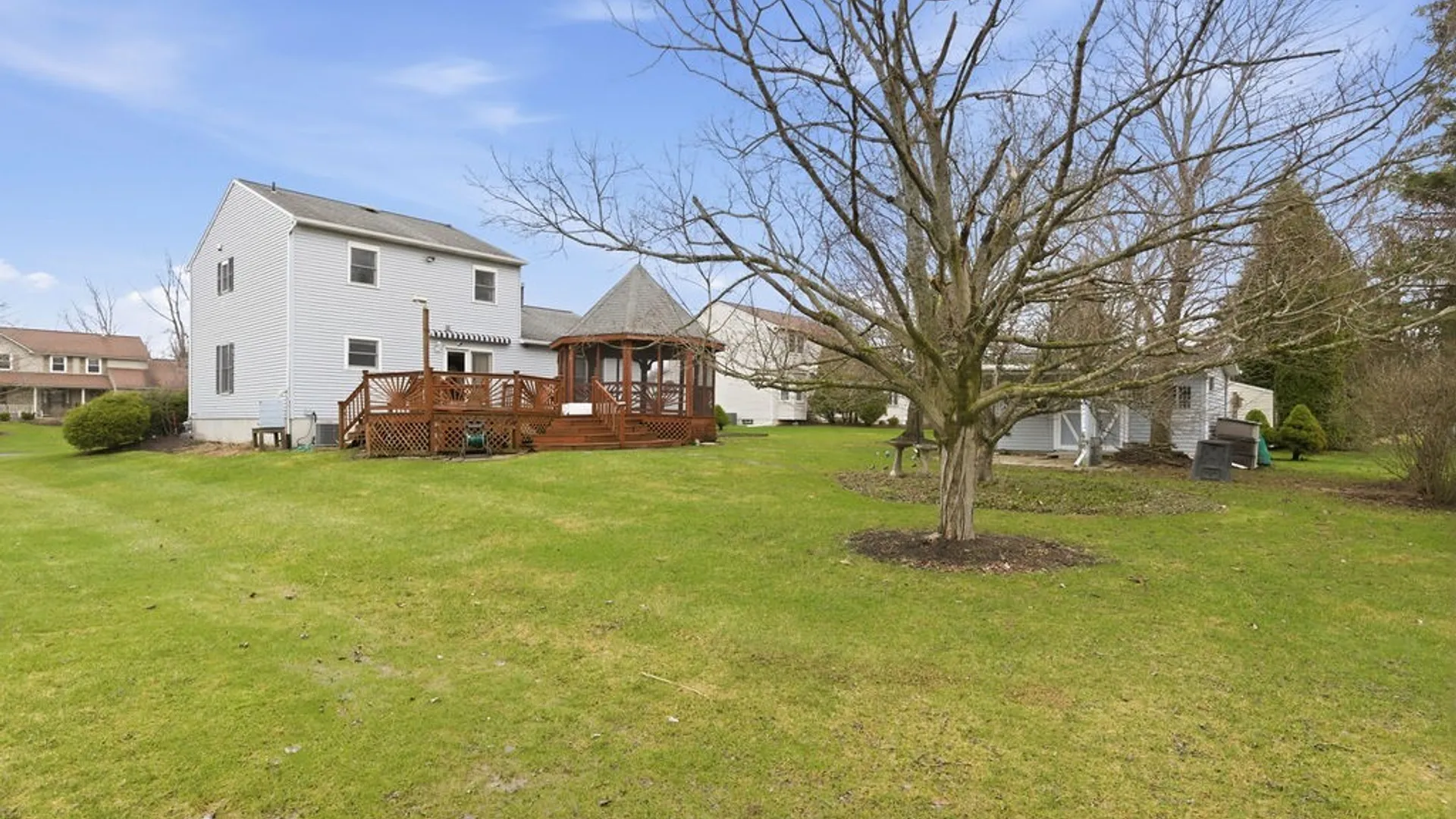 Property at 6364 Jane Lane, Cicero, NY 13039 3