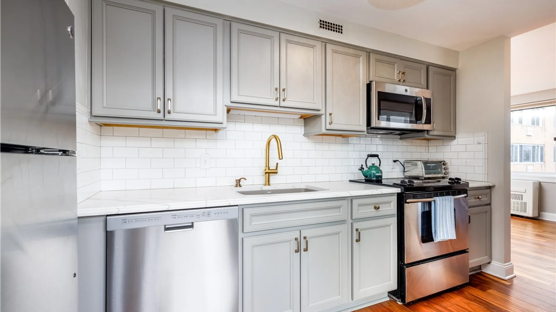 Property at 1000 East Avenue, Rochester, NY 14607 16