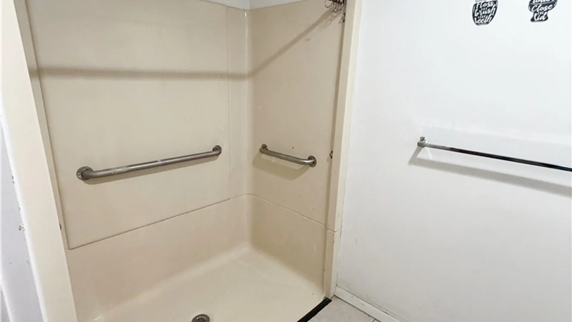 Property at 58 Post Avenue, Rochester, NY 14619 4