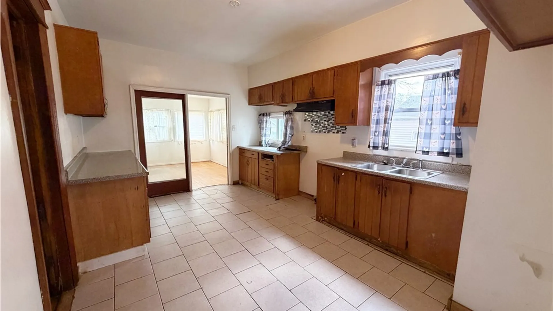 Property at 58 Post Avenue, Rochester, NY 14619 6