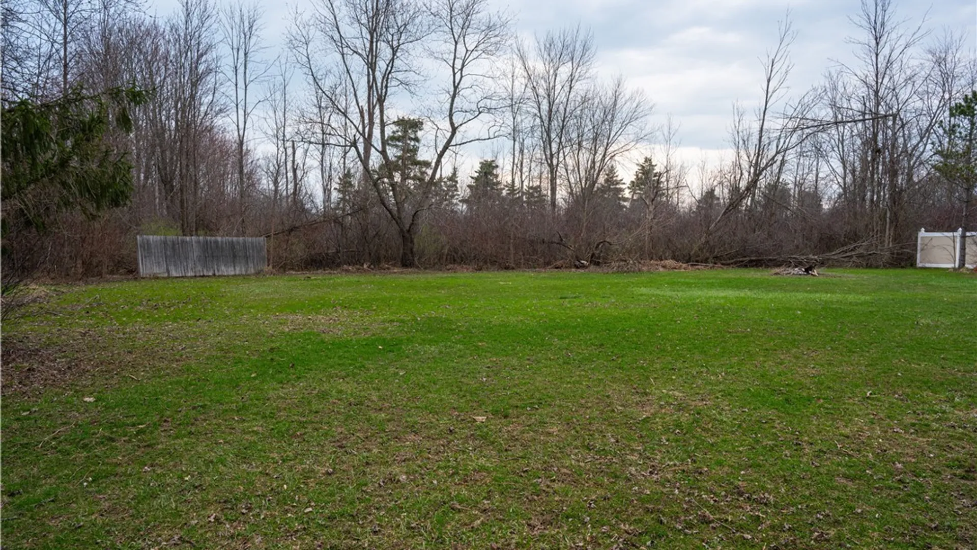 Property at 808 Lake Street, Evans, NY 14006 44