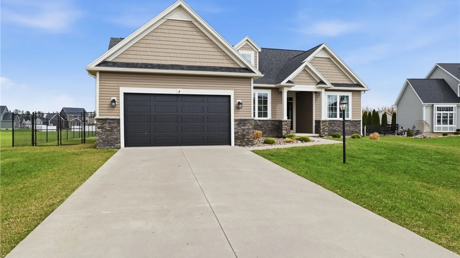 Property at 1045 Lakemist Trail, Ontario, NY 14519 2