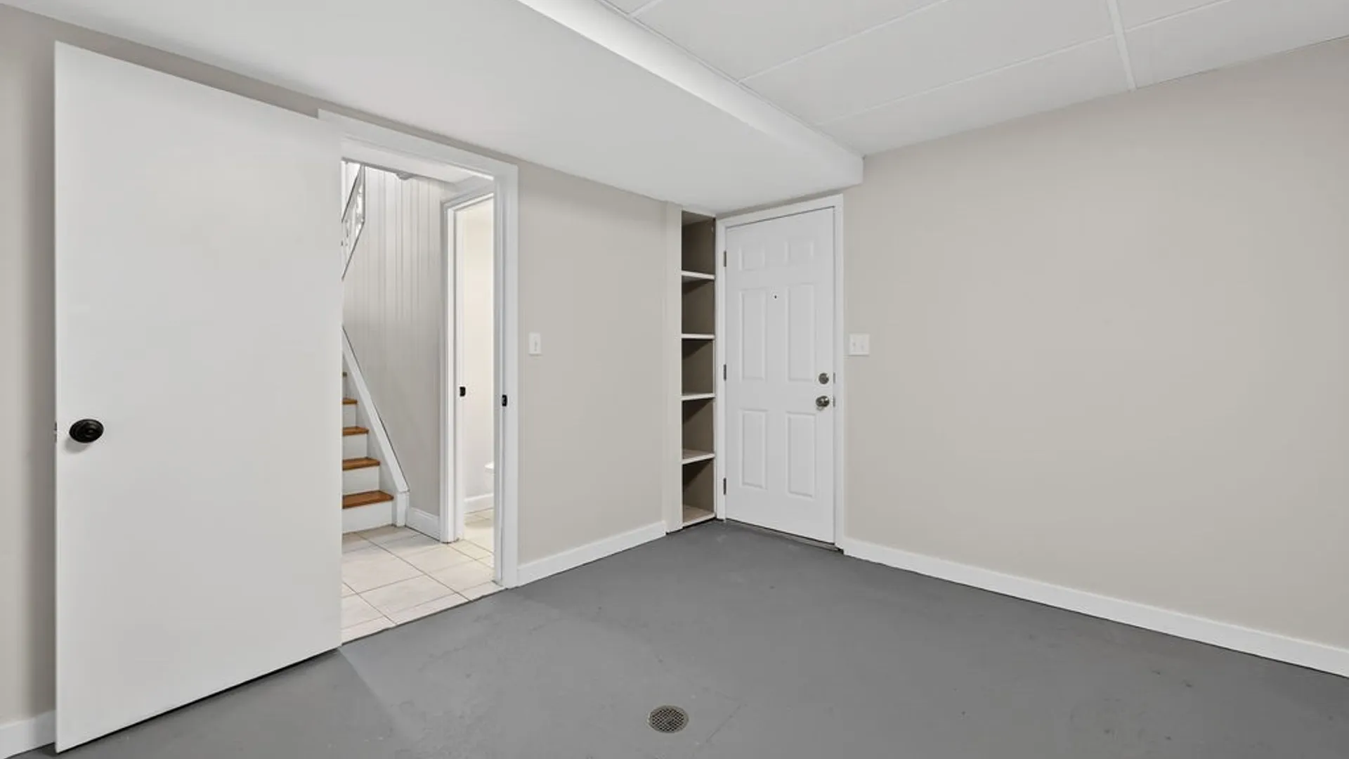 Property at 5 Camelot Circle, Camillus, NY 13219 35