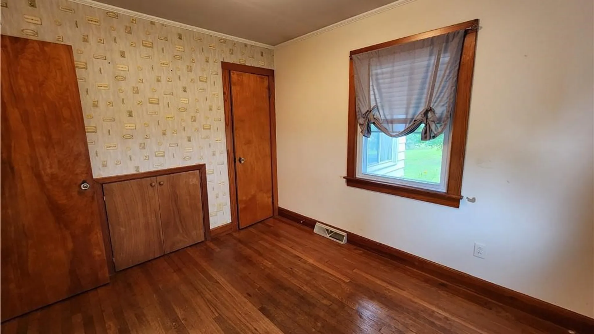 Property at 19 Barone Avenue, Mt Morris, NY 14510 18