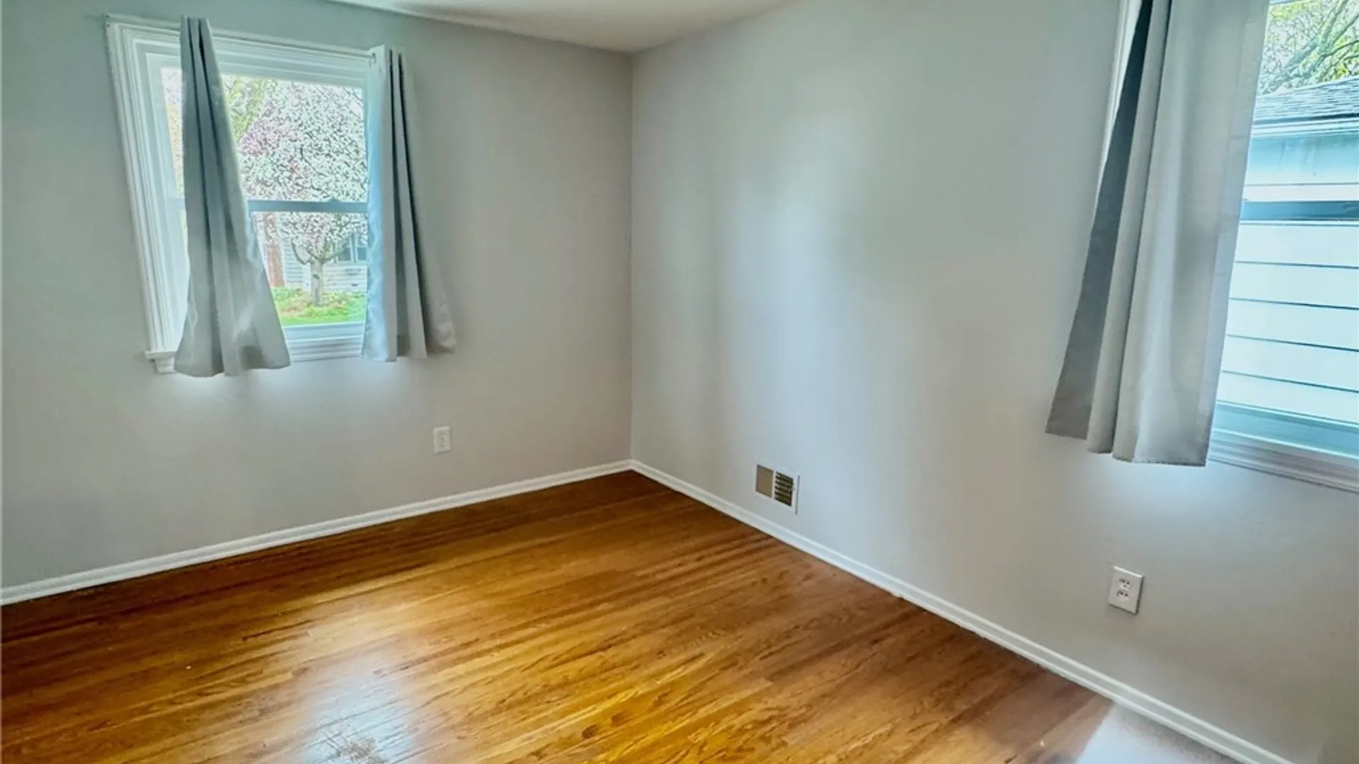 Property at 214 Spruce Street, East Rochester, NY 14445 11