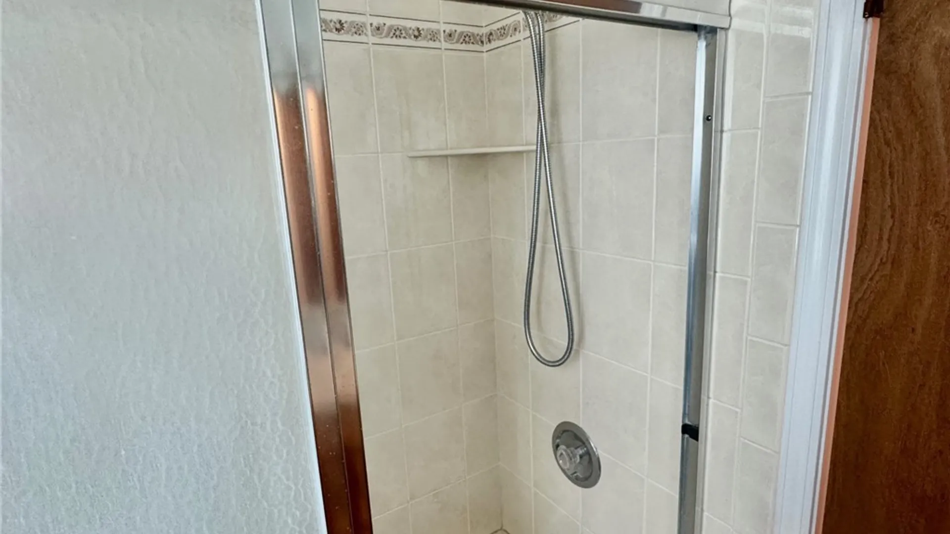 Property at 214 Spruce Street, East Rochester, NY 14445 9