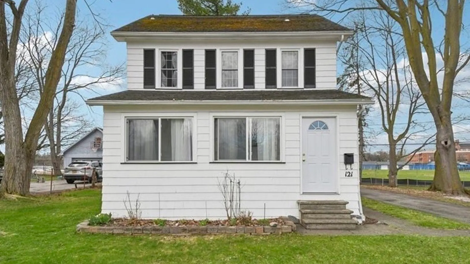 Property at 121 Brooklawn Drive, Brighton, NY 14618 32