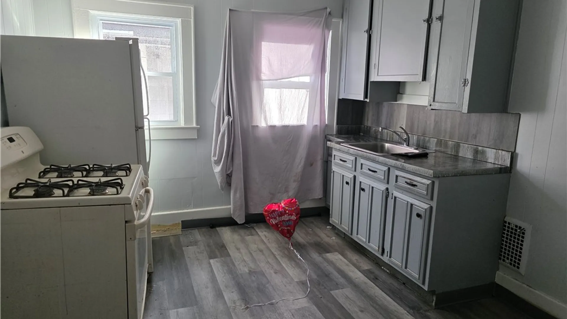 Property at 97 Rohr St, Rochester, NY 14605 27