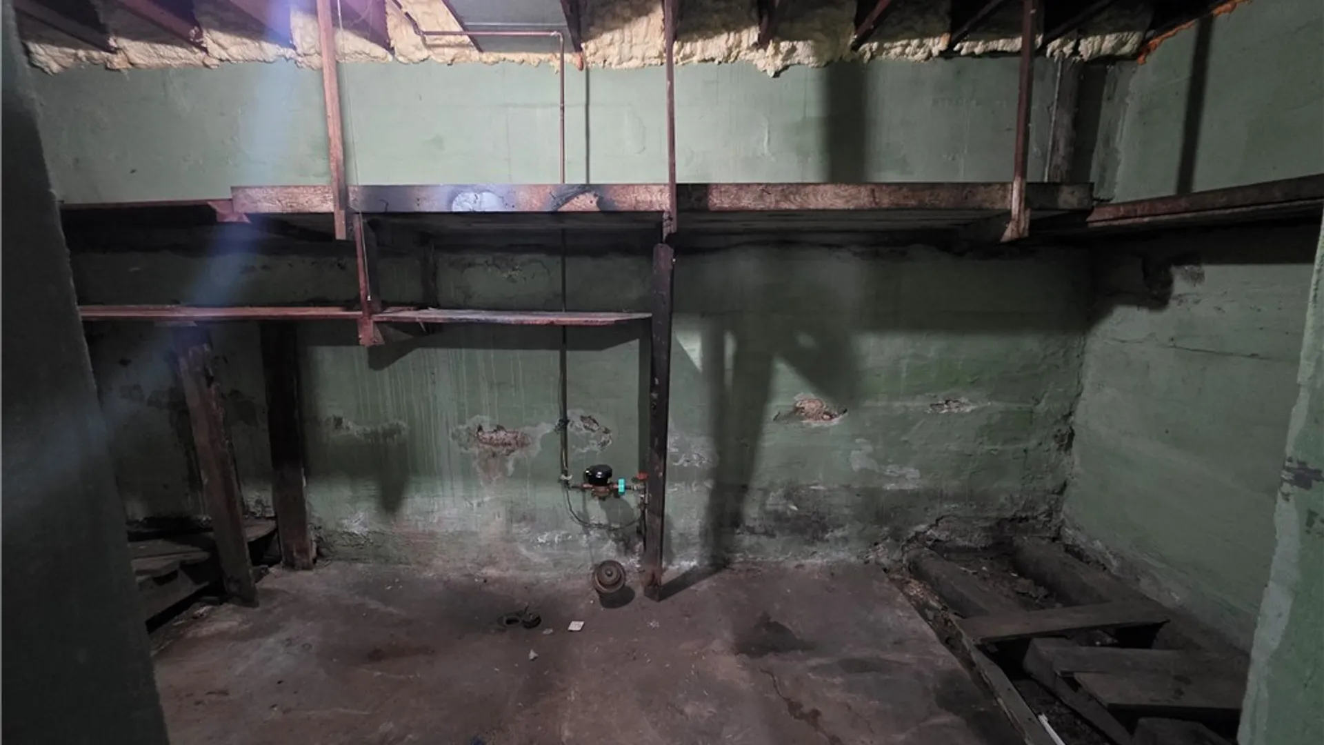 Property at 97 Rohr St, Rochester, NY 14605 34