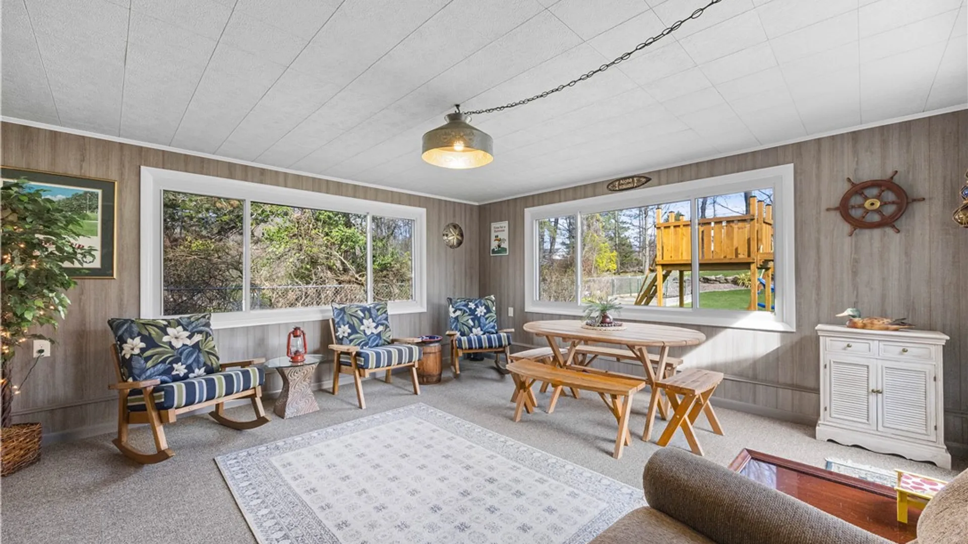 Property at 75 Crest View Drive, Penfield, NY 14625 24