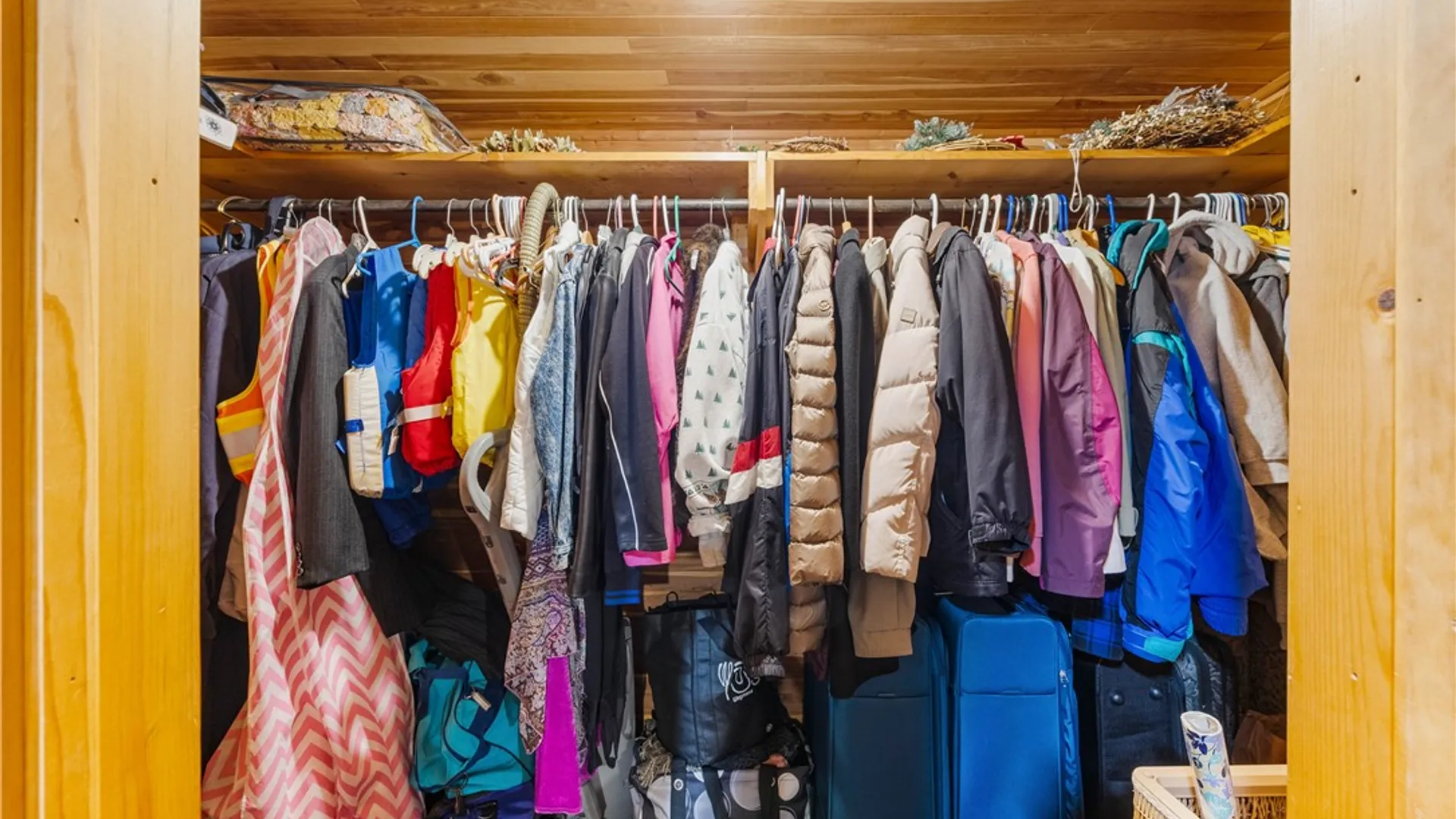 Property at 75 Crest View Drive, Penfield, NY 14625 26