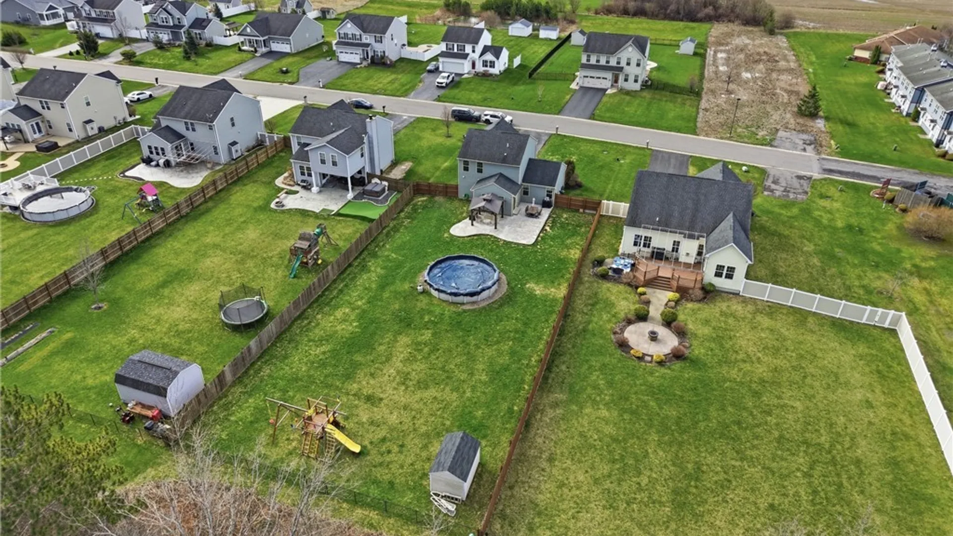 Property at 3773 Captains Way, Wheatfield, NY 14120 13