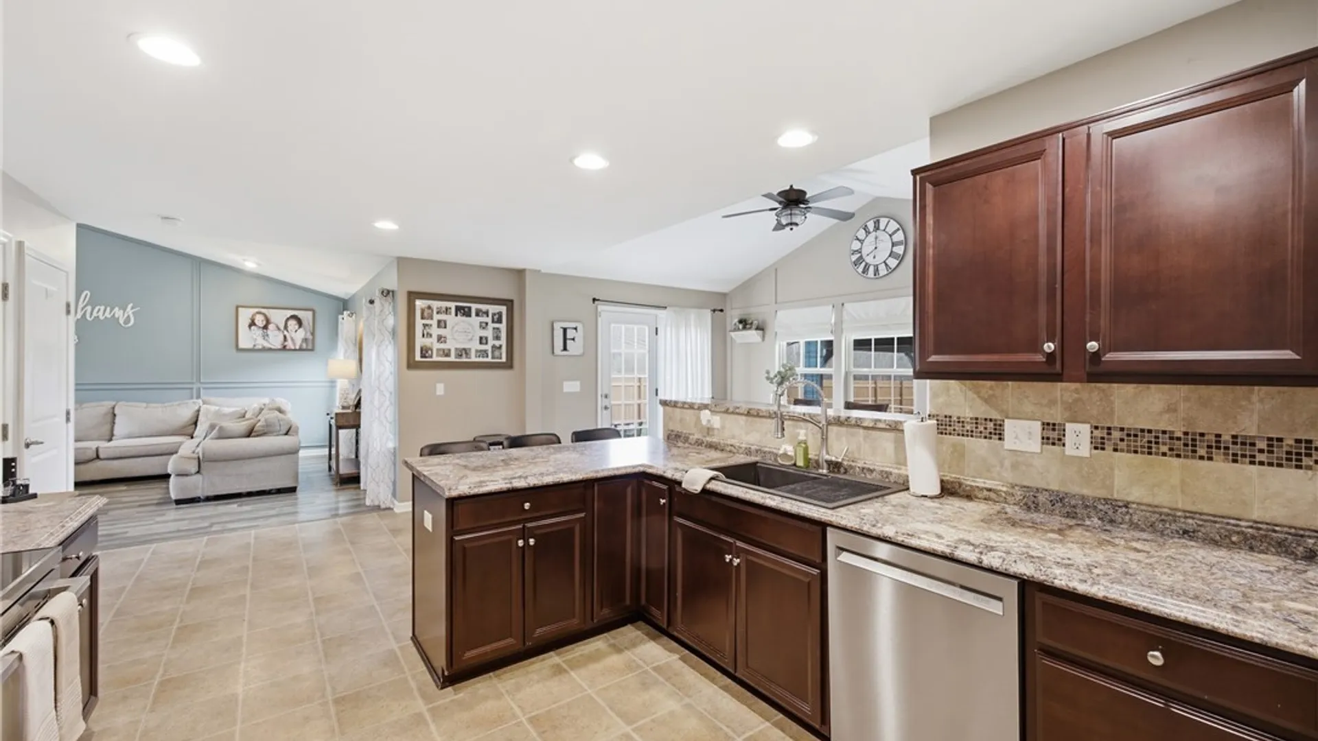 Property at 3773 Captains Way, Wheatfield, NY 14120 22