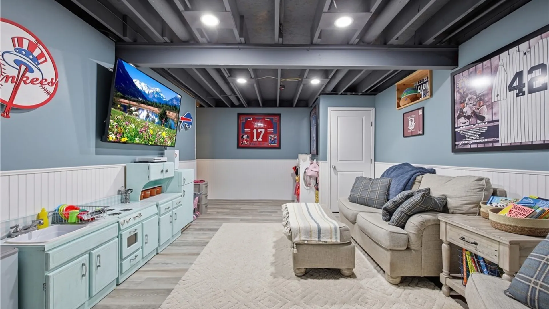 Property at 3773 Captains Way, Wheatfield, NY 14120 47